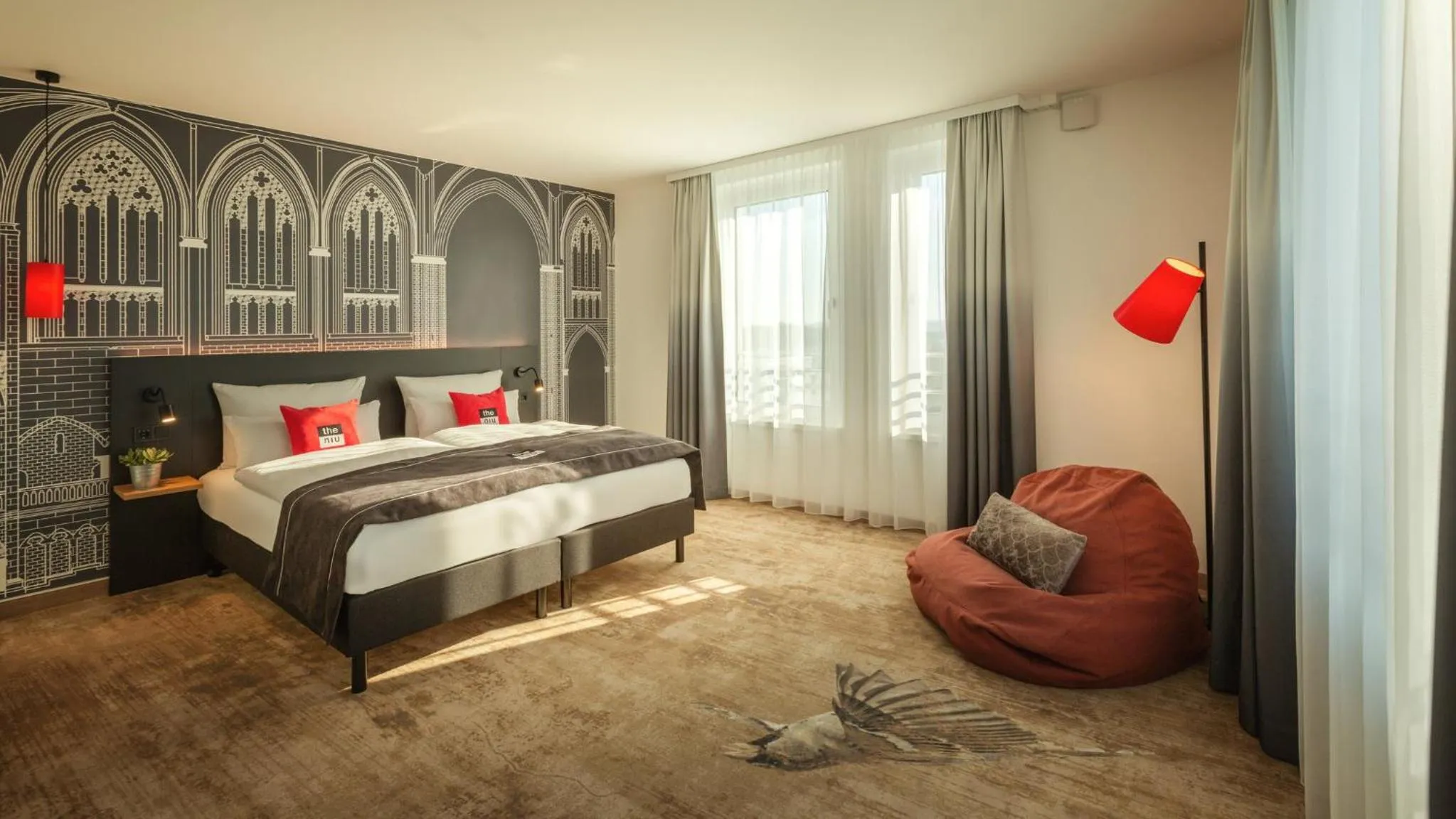 Photo of the whole room, Bed in Holiday Inn - the niu, Sparrow Regensburg by IHG