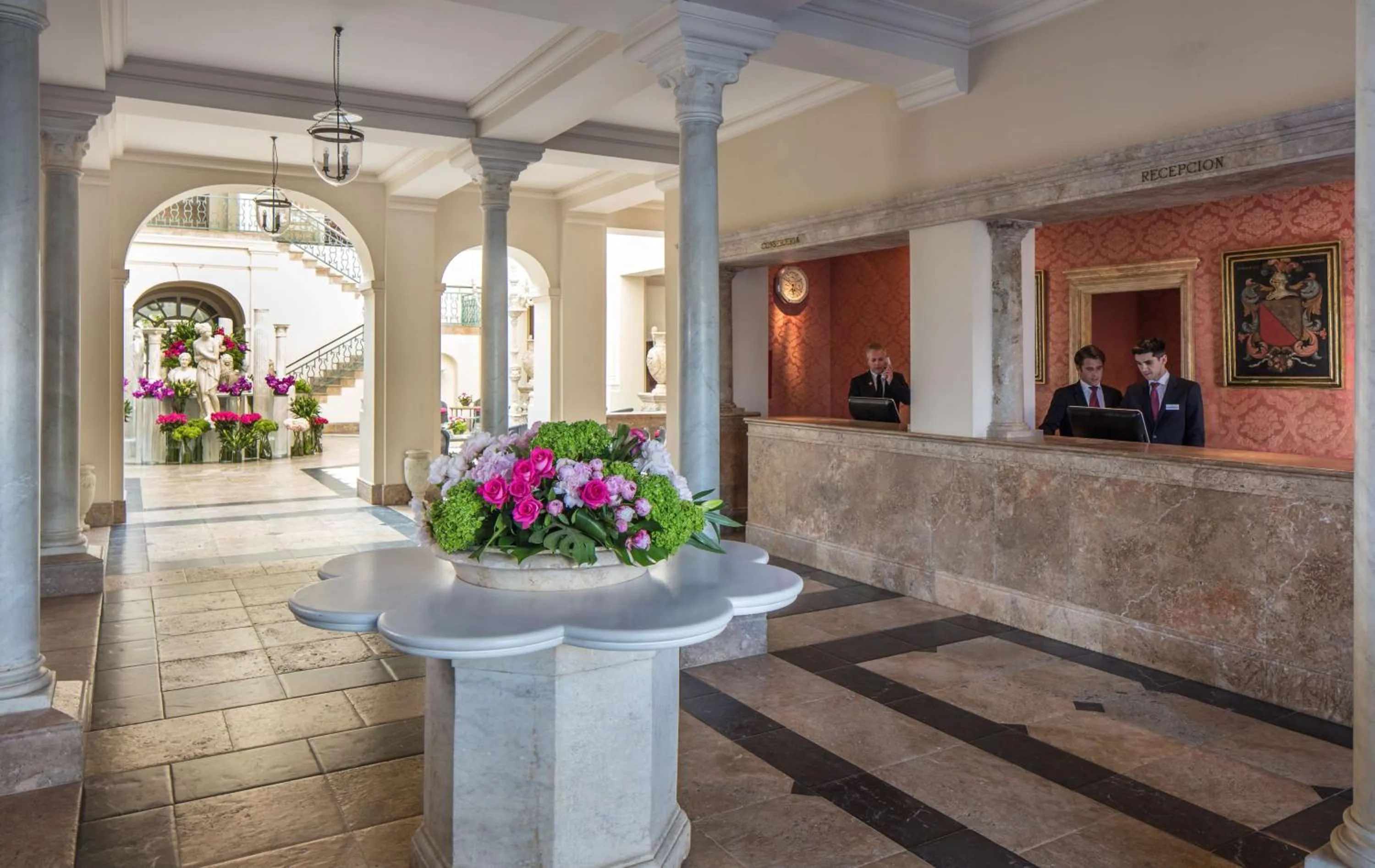 Lobby or reception in Anantara Villas & Suites Marbella Benahavis