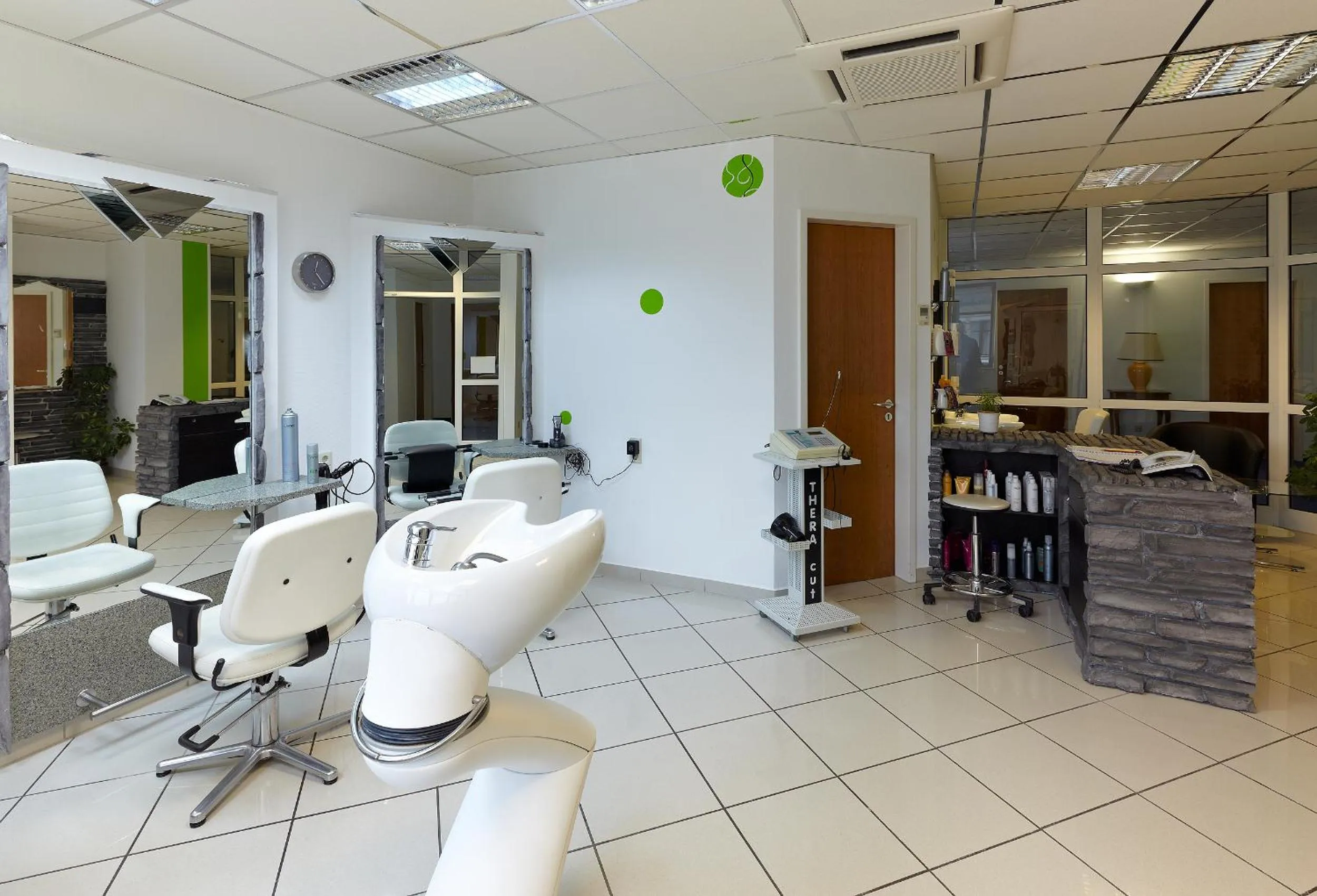 Spa and wellness centre/facilities in Kim Hotel Dresden