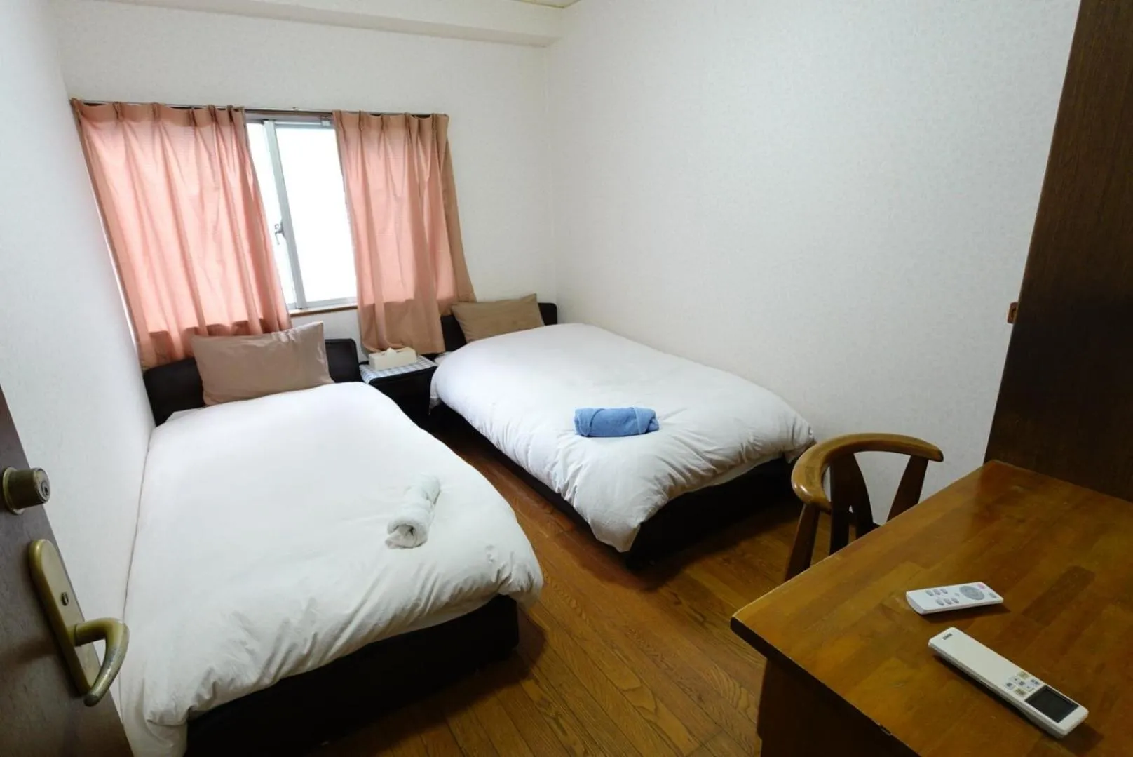 Bed in Tokyo Kakan