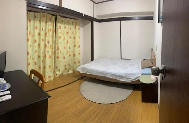 Bed in Tokyo Kakan