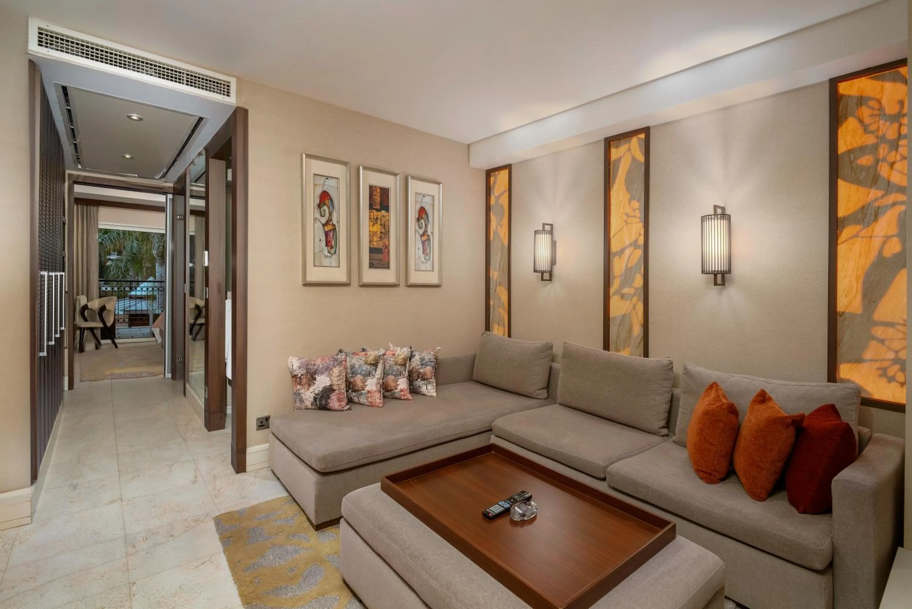 Living room in Cratos Premium Hotel Casino & SPA