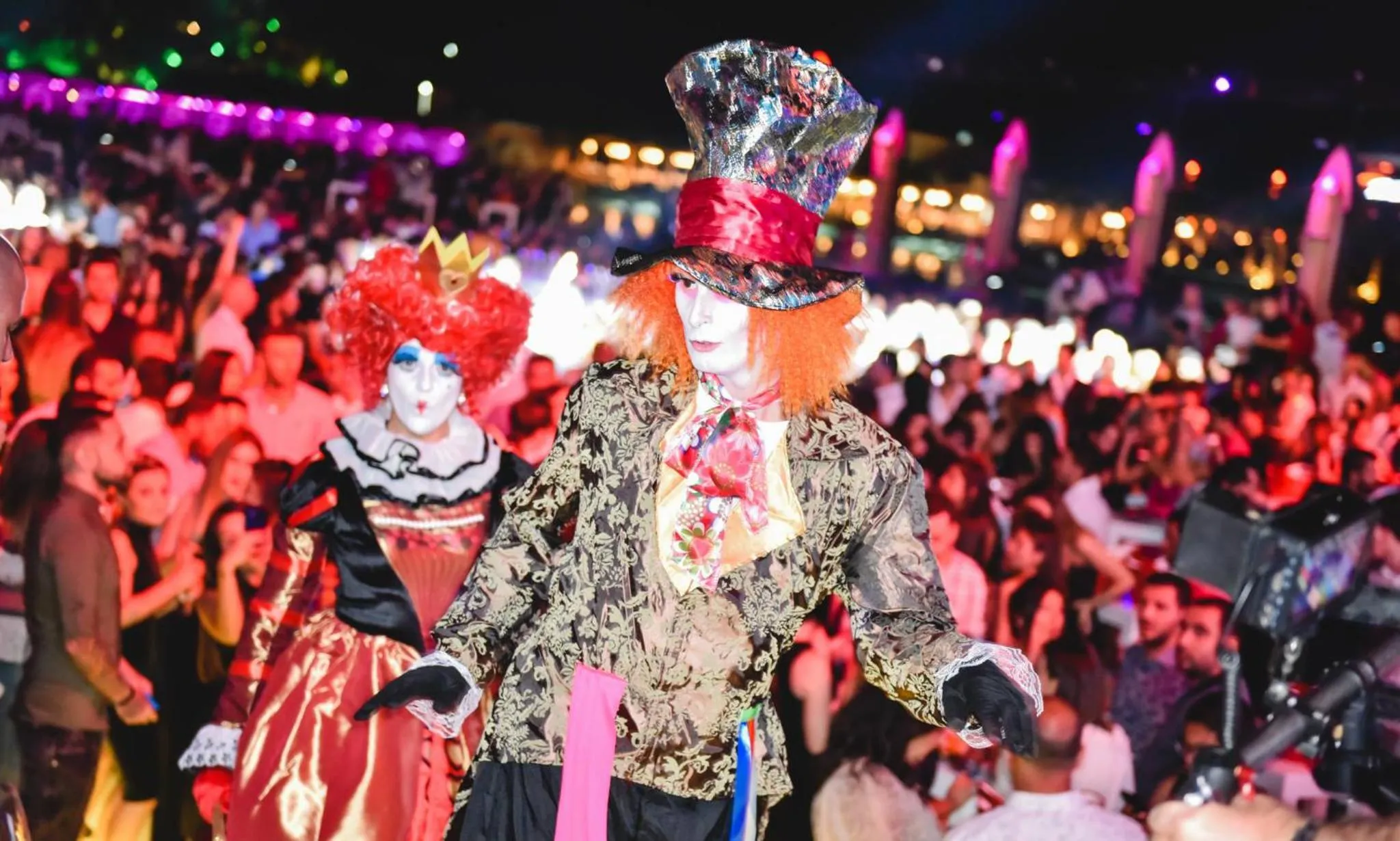 Entertainment in Cratos Premium Hotel Casino & SPA