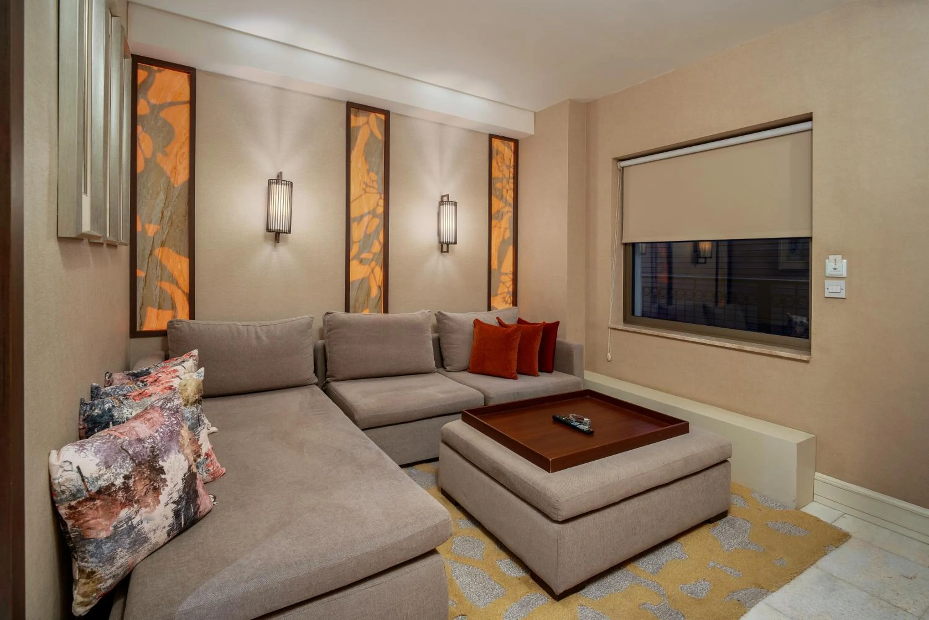 Seating area in Cratos Premium Hotel Casino & SPA