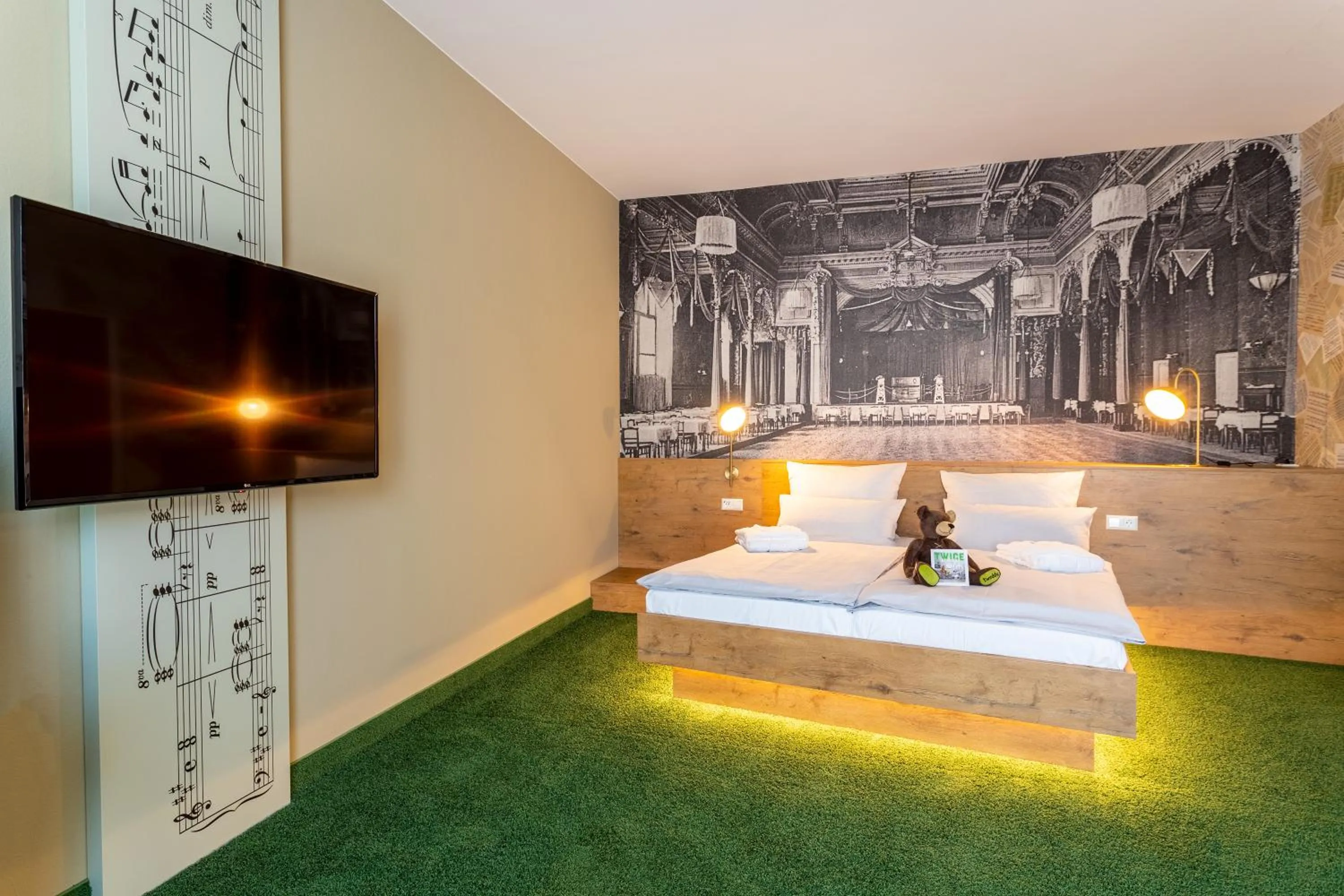 Bed in mightyTwice Hotel Dresden