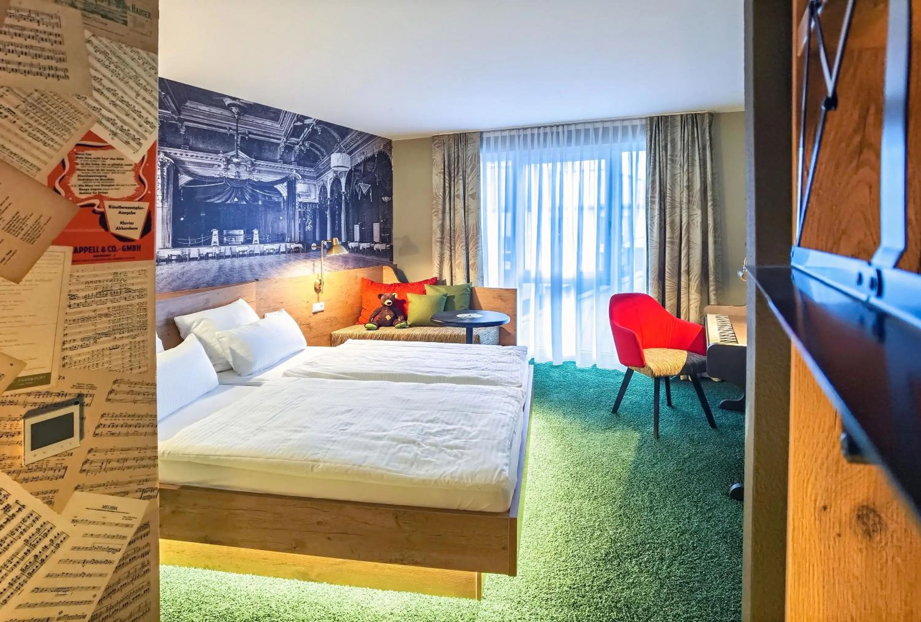 Photo of the whole room, Bed in mightyTwice Hotel Dresden