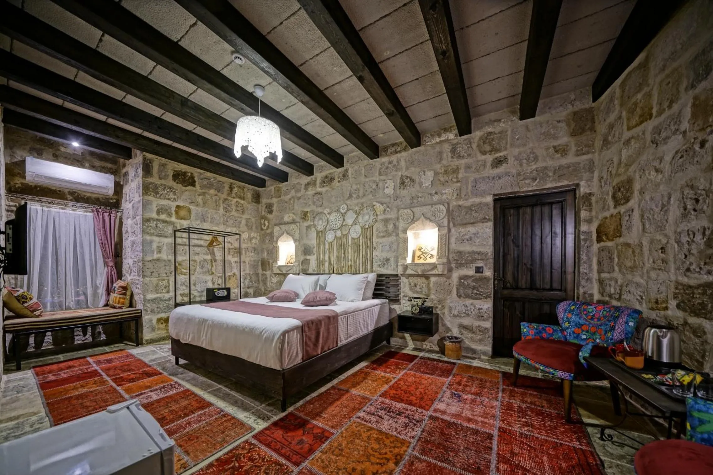 Photo of the whole room, Bed in Arinna Cappadocia