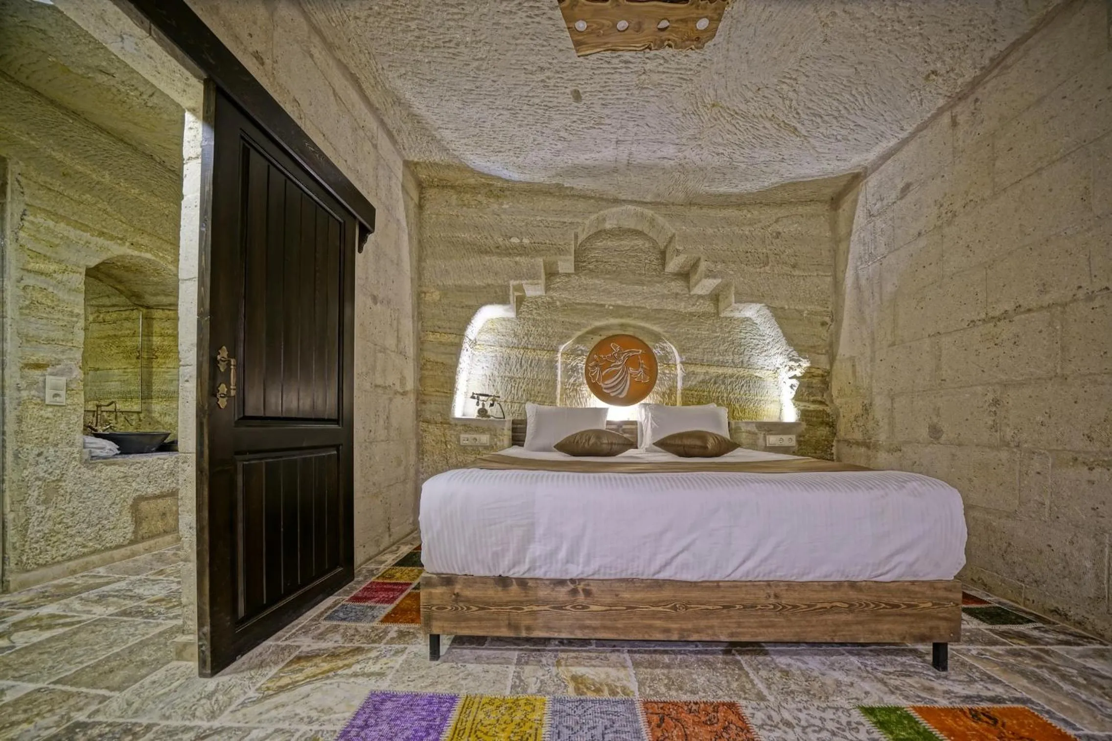 Bed in Arinna Cappadocia