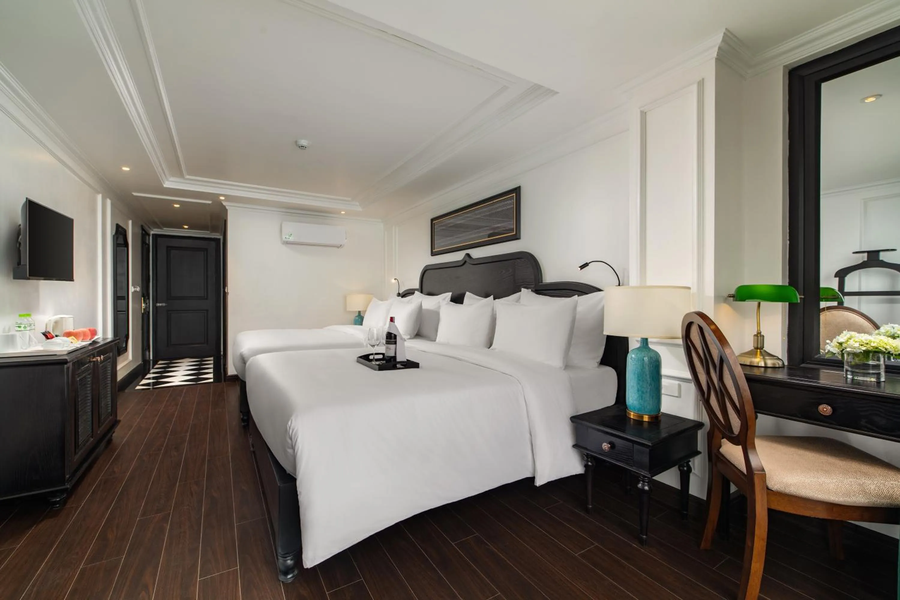 Bed in My Gallery Boutique Hotel & Spa