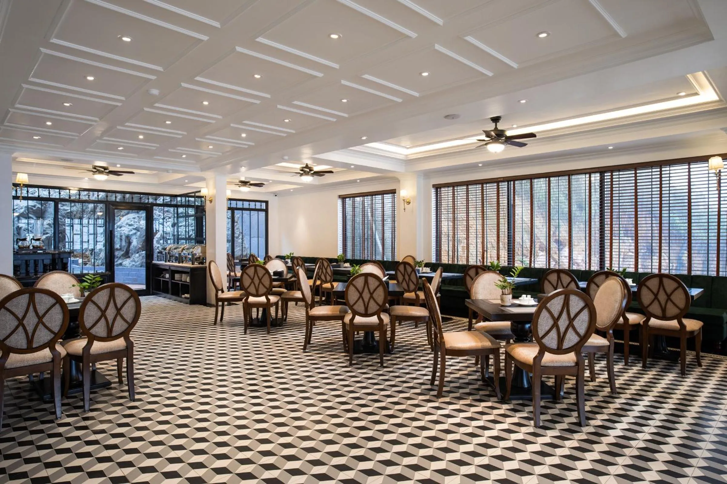 Restaurant/places to eat in My Gallery Boutique Hotel & Spa