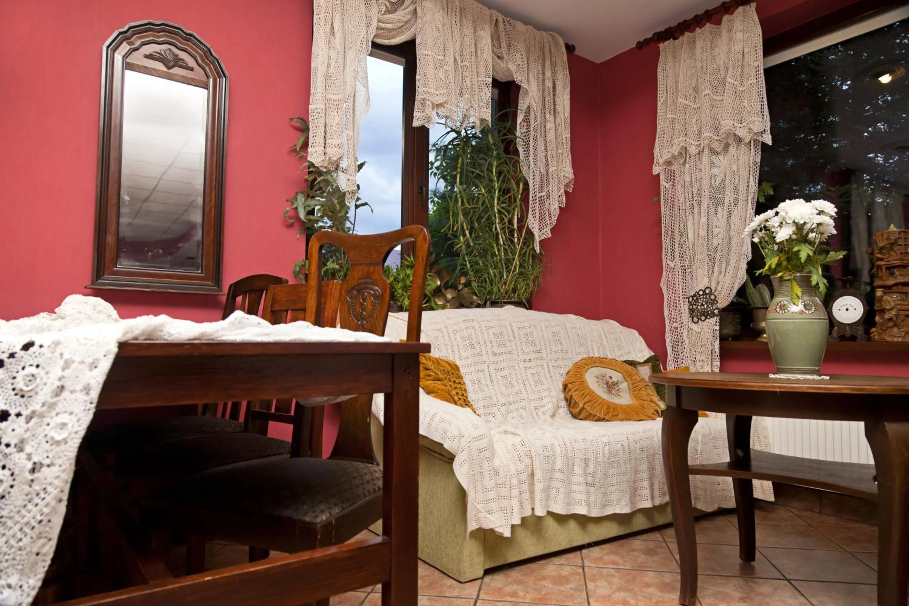 Restaurant/places to eat in Dom wczasowy HEEP