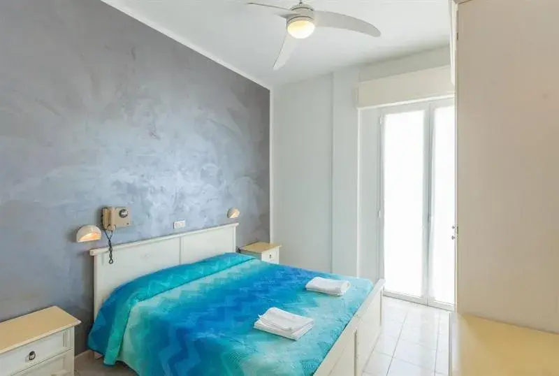 Double or Twin Room with Sea View in Hotel Britannia Double or Twin Room with Sea View in Hotel Britannia