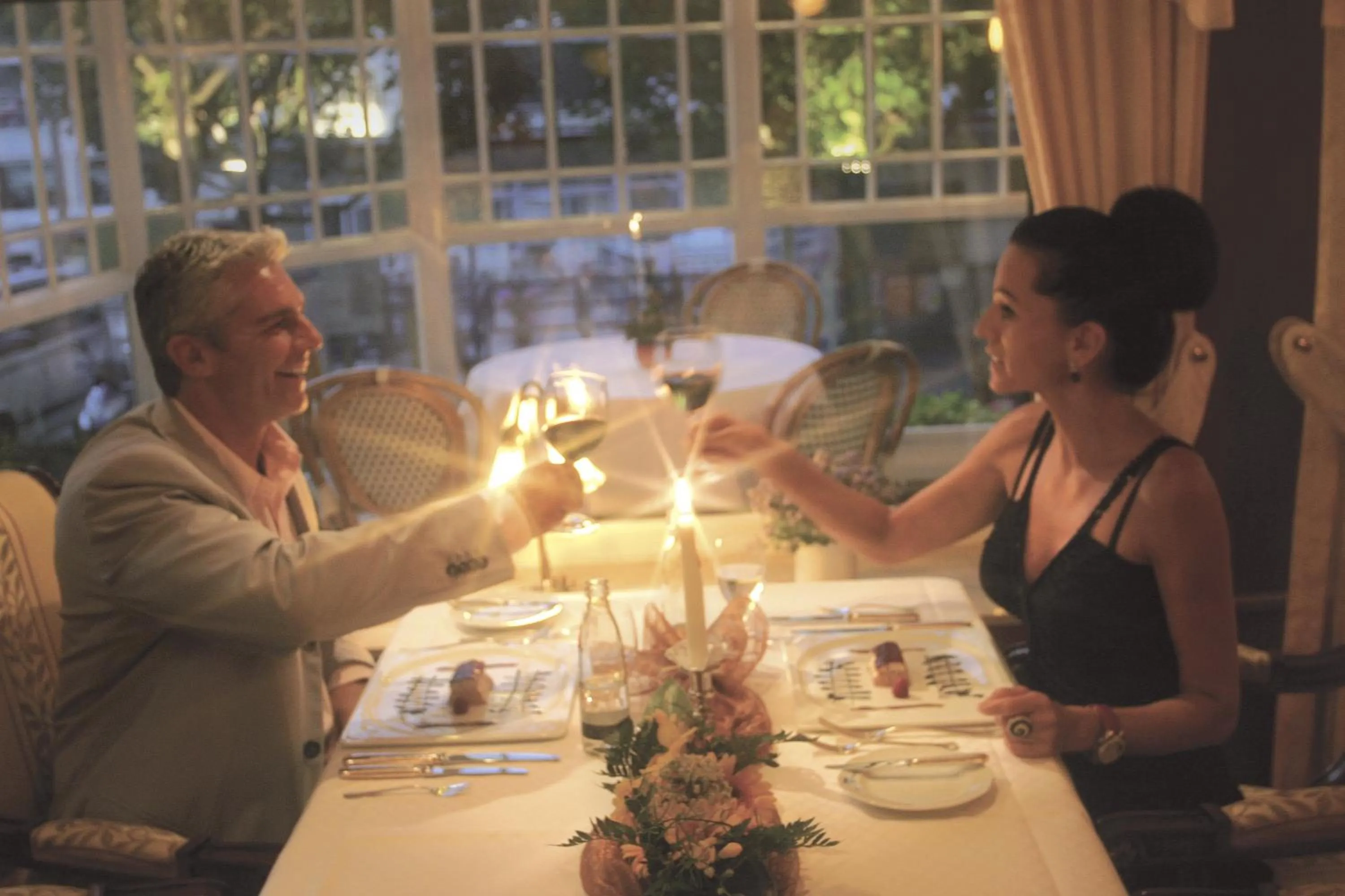 Restaurant/places to eat in Bellevue Rheinhotel