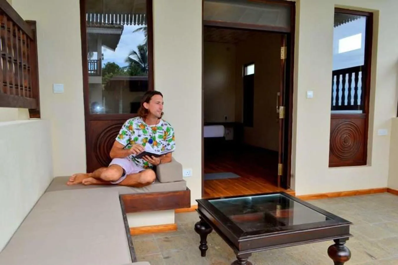 Living room in Guru Beach Resort