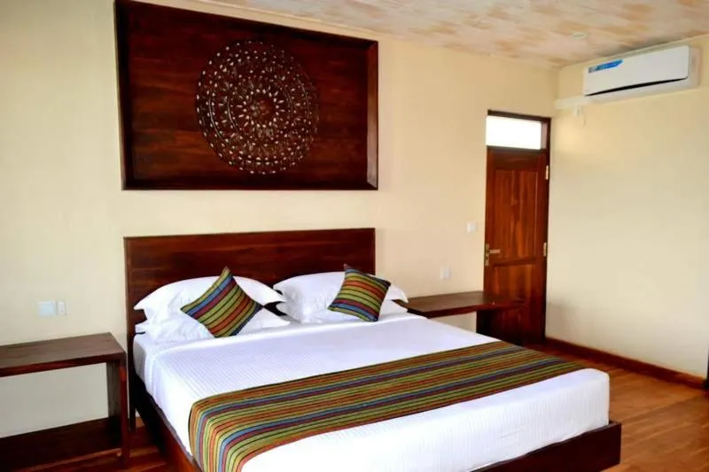 Bedroom, Bed in Guru Beach Resort