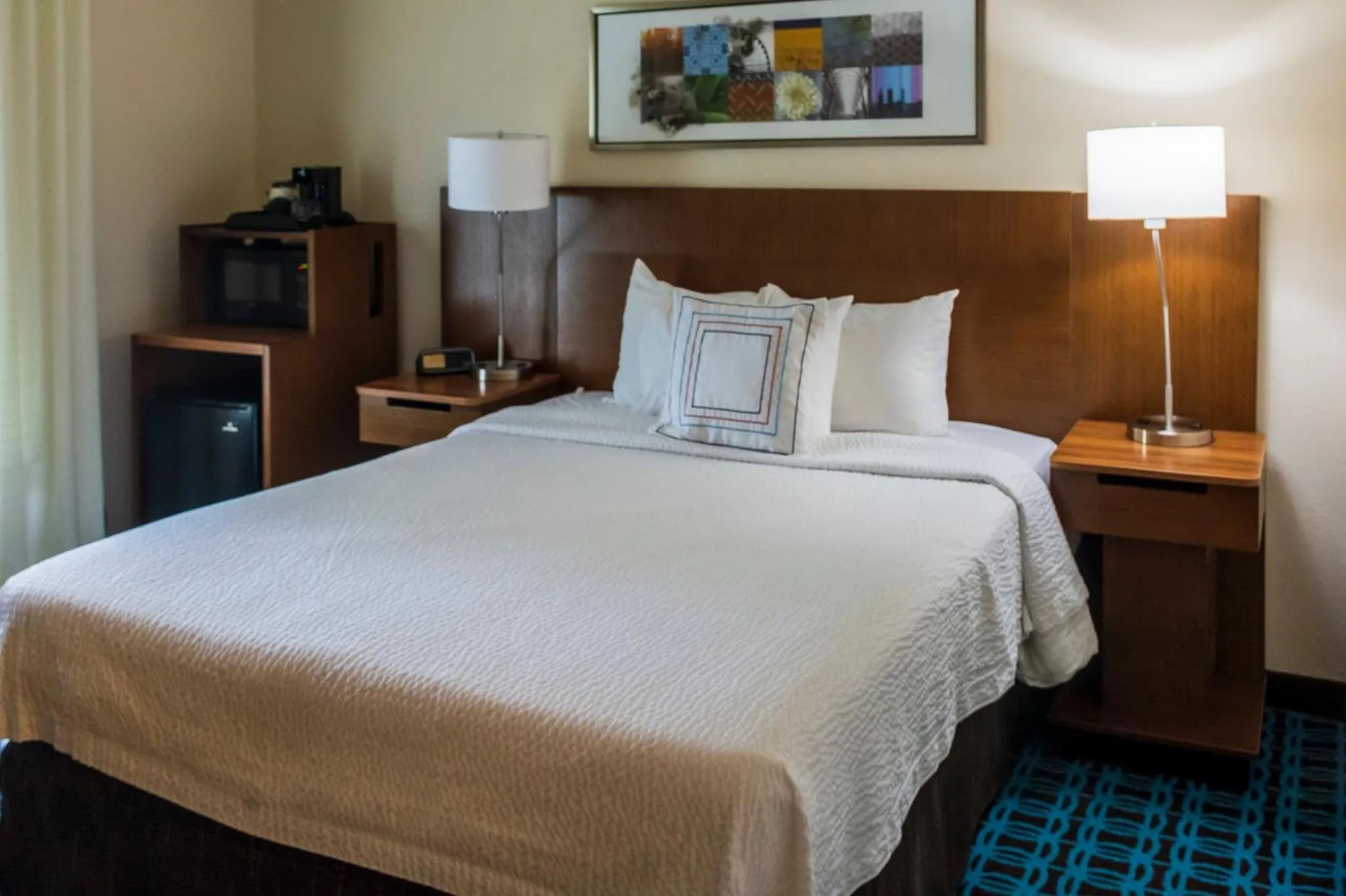 Bedroom, Bed in Okatie Hilton Head Hotel