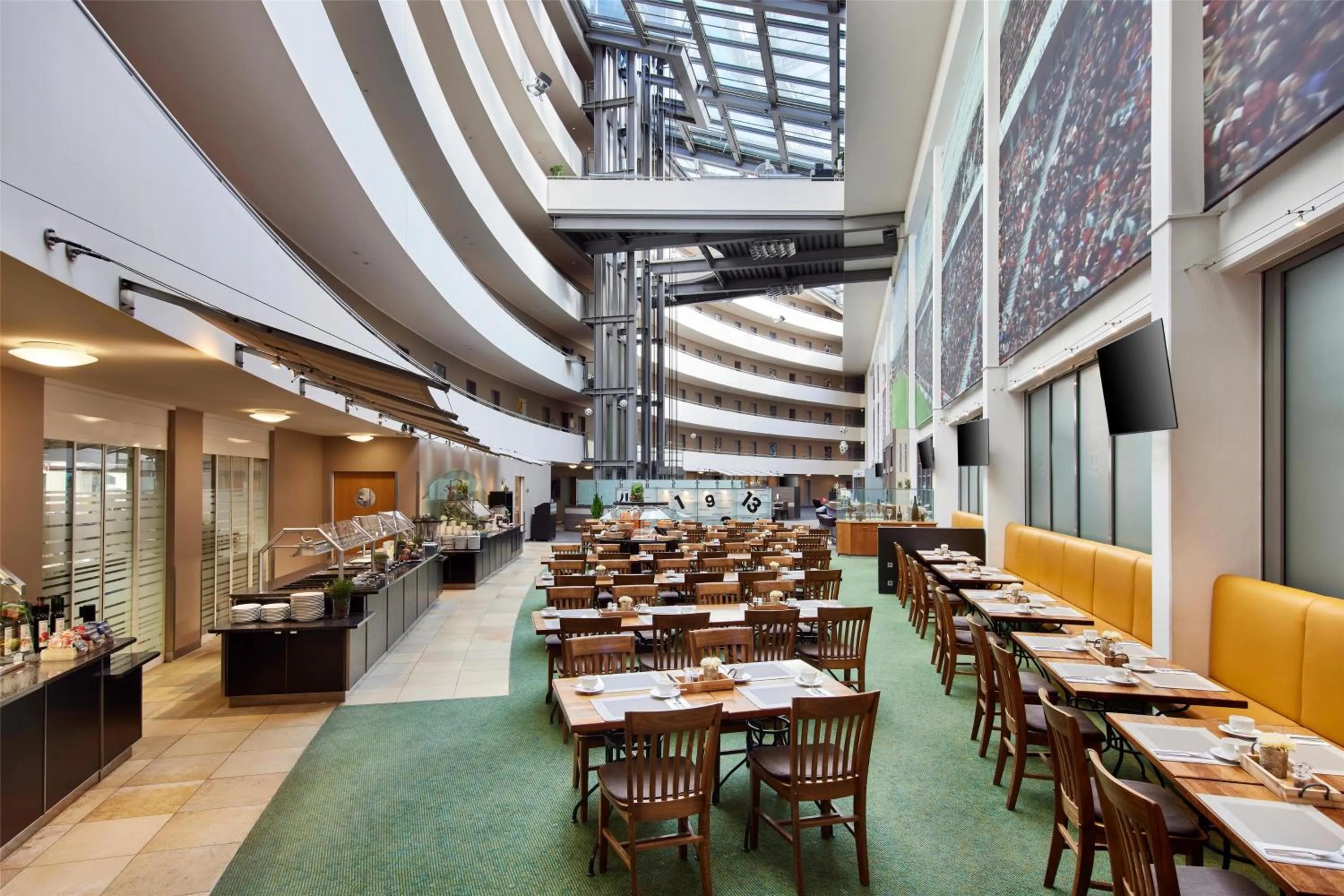 Restaurant/places to eat in Lindner Hotel Leverkusen BayArena, part of JdV by Hyatt