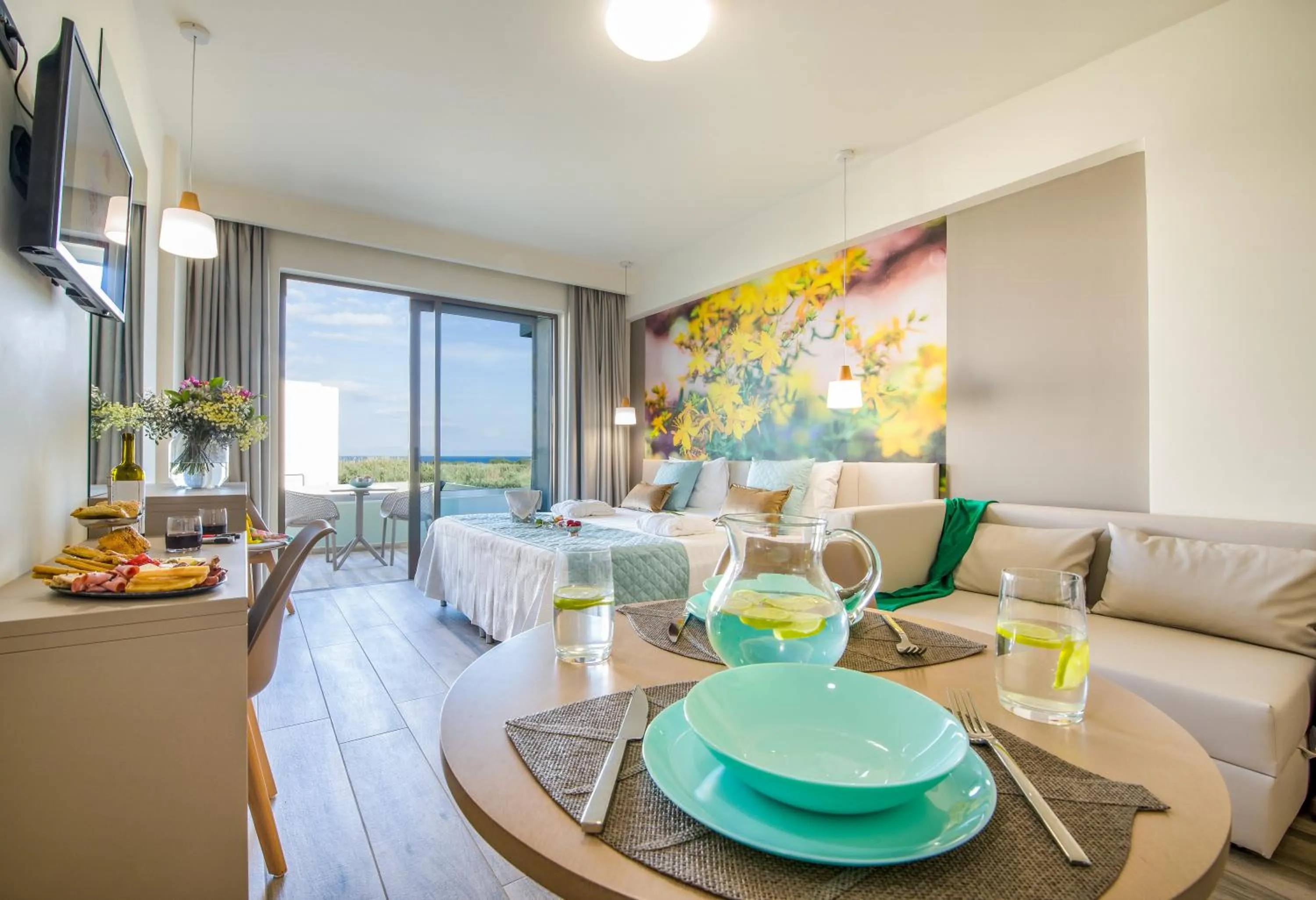 Photo of the whole room in Incognito Creta Luxury Suites and More