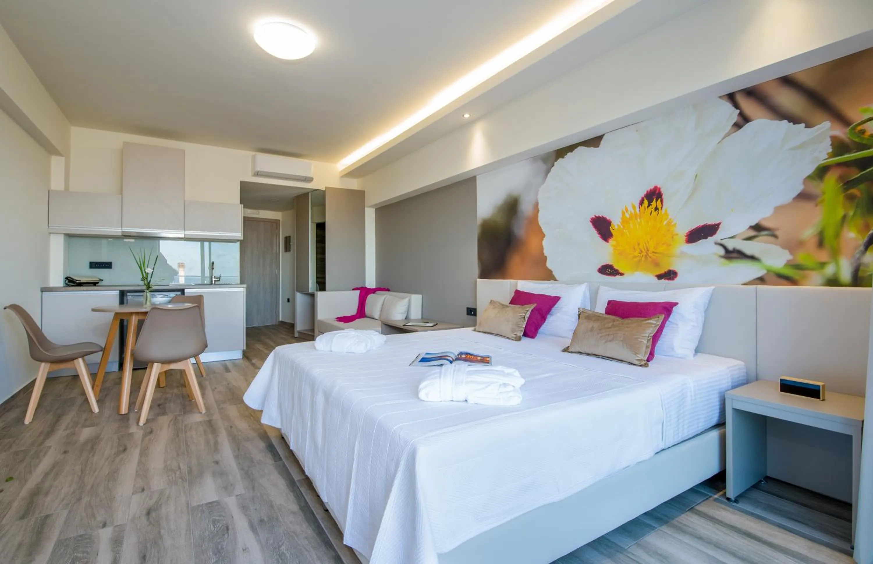 Bed in Incognito Creta Luxury Suites and More