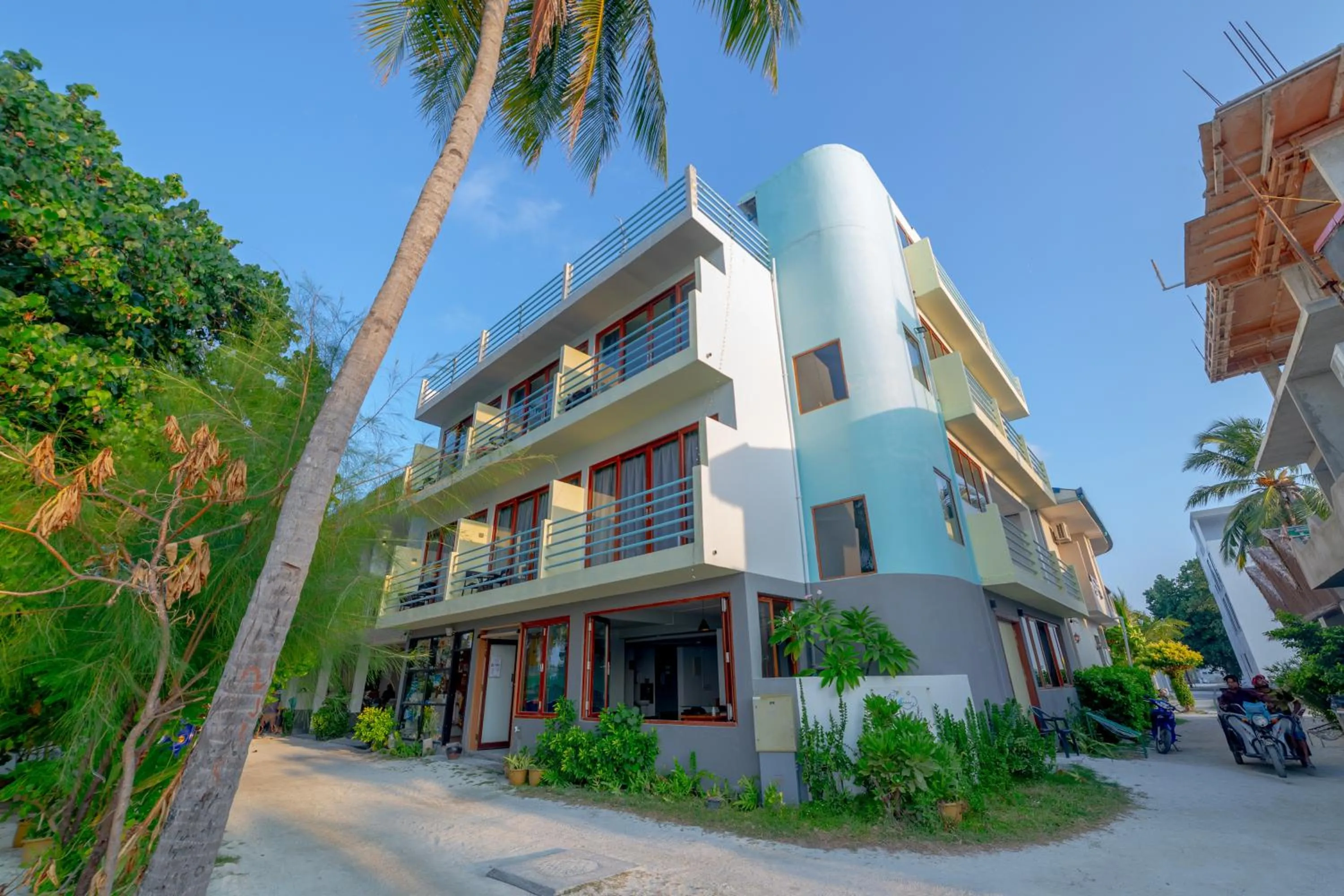 Property building in Si! Beach House