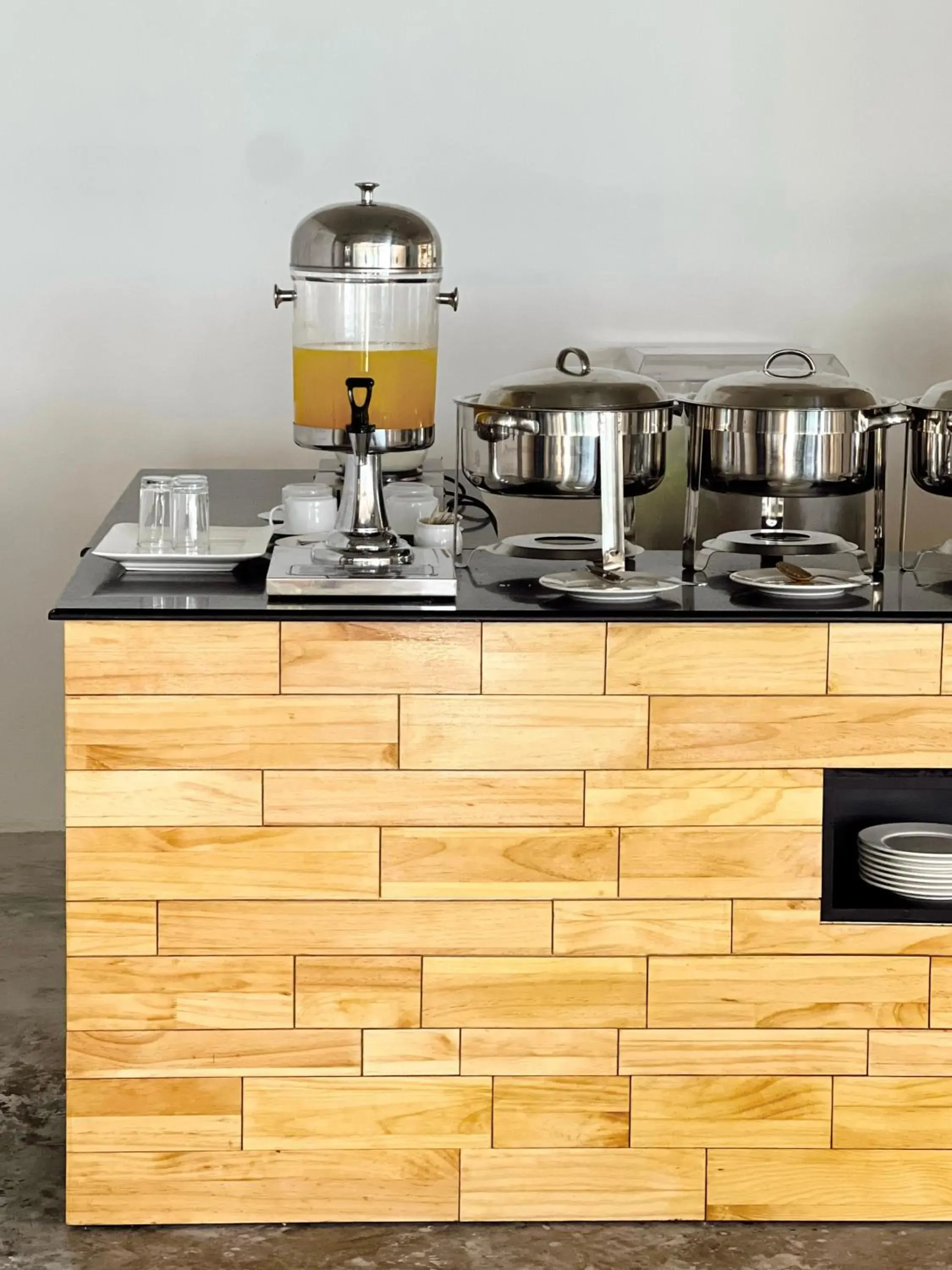 Restaurant/places to eat in Si! Beach House Restaurant/places to eat in Si! Beach House