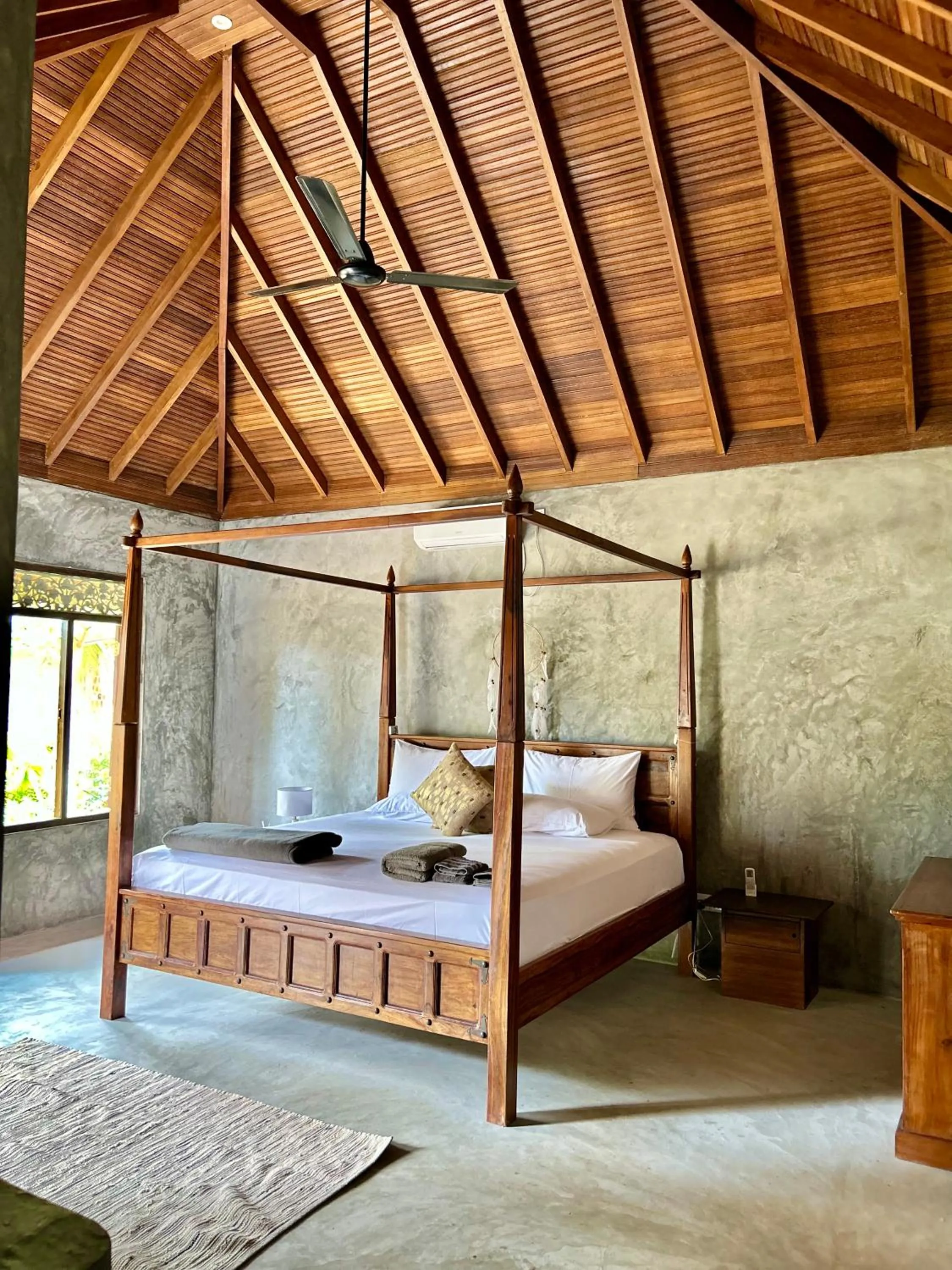 Bed in Arasi Resort