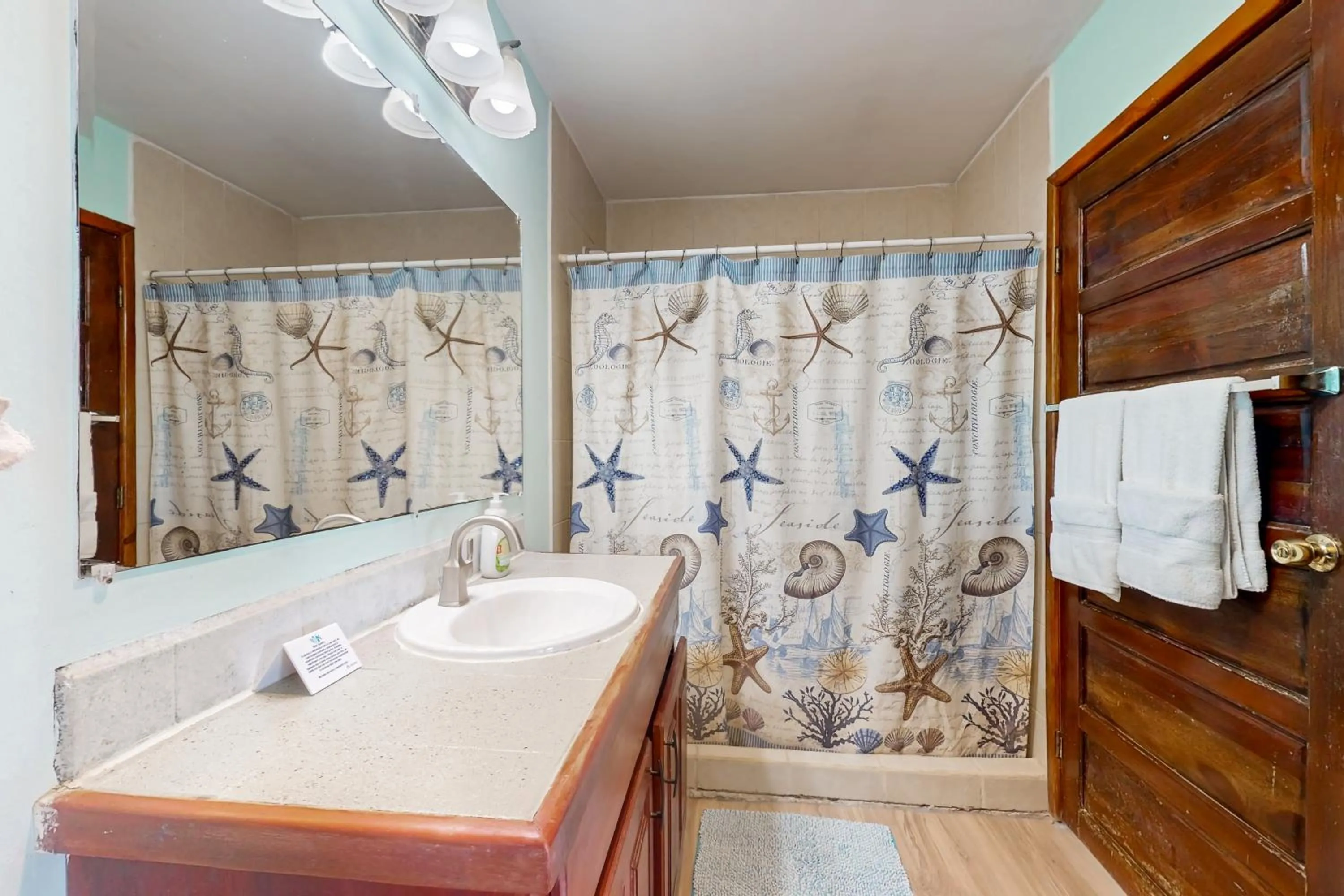 Suite E302 @ Mara Laguna