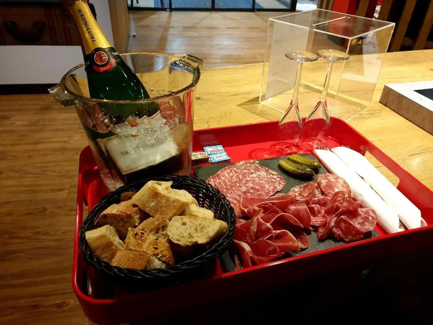 Lobby or reception in ibis Aurillac Lobby or reception in ibis Aurillac