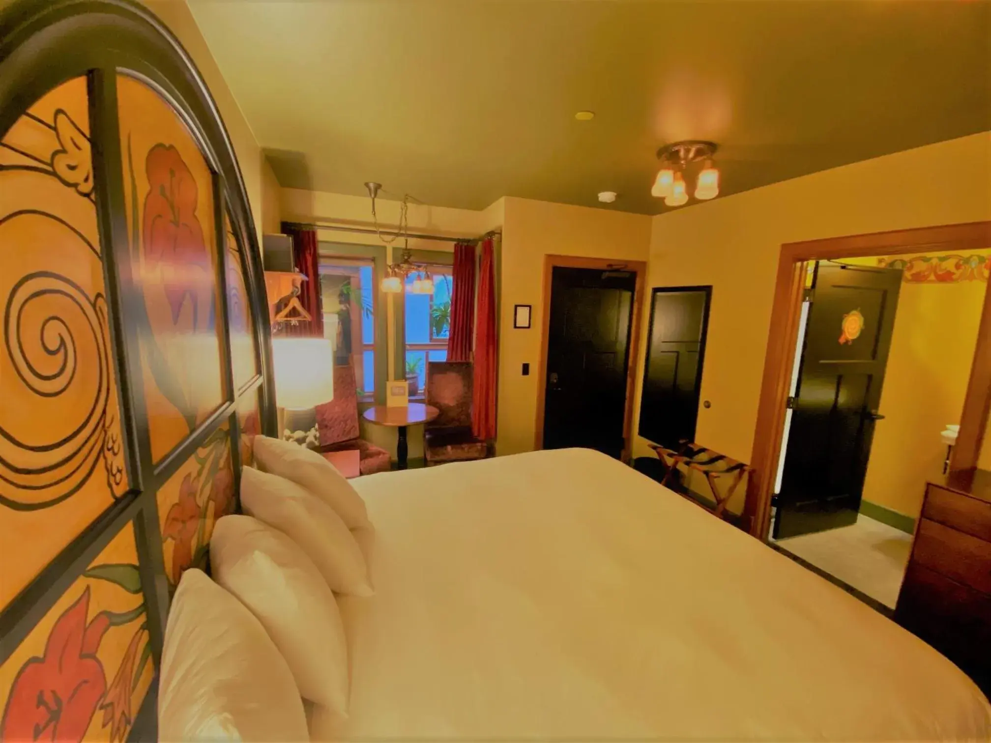 Photo of the whole room, Bed in McMenamins Elks Temple Photo of the whole room, Bed in McMenamins Elks Temple