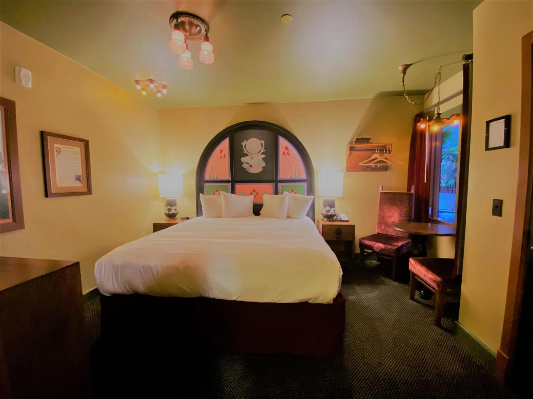 Bed in McMenamins Elks Temple