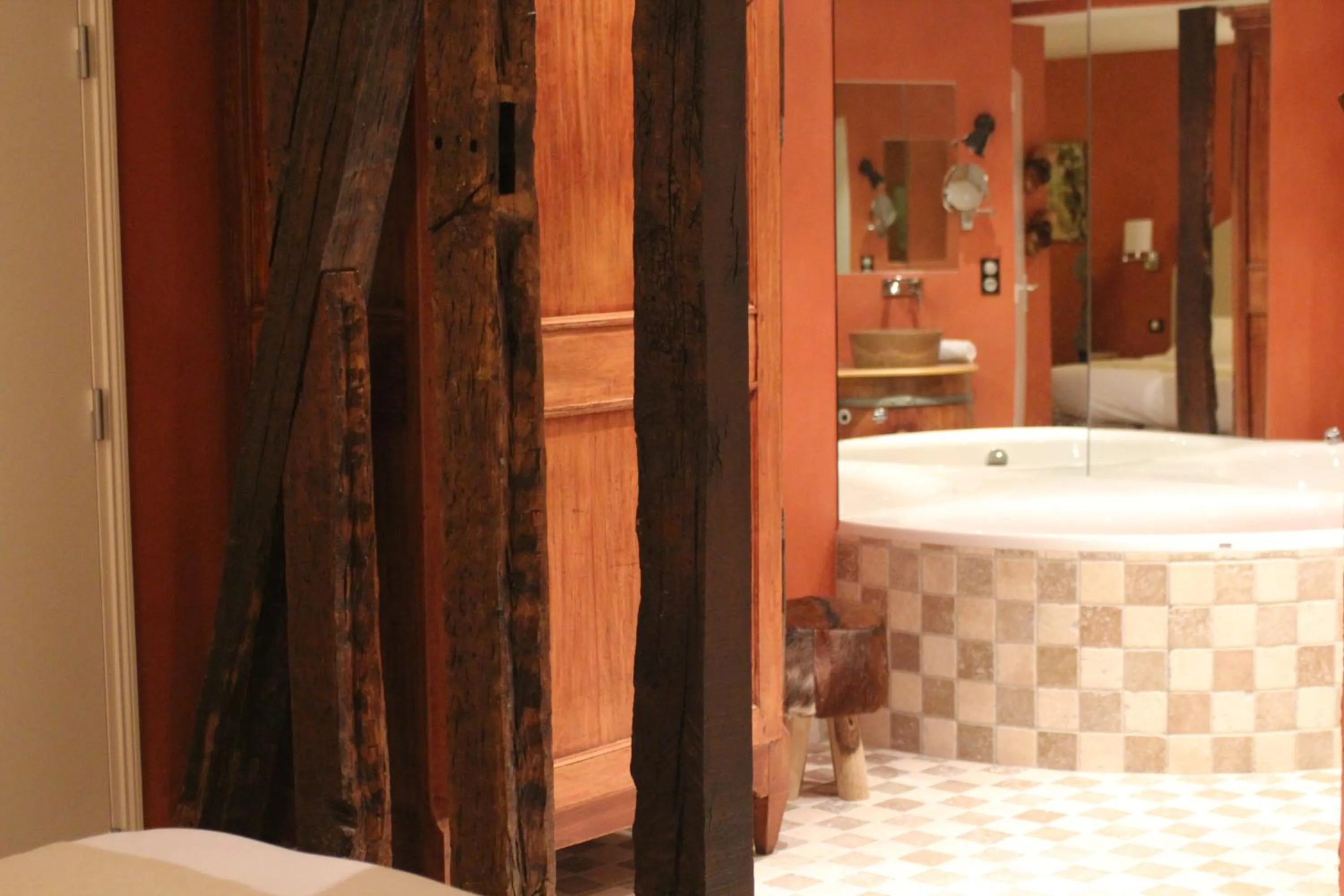 Logis Hôtels Restaurant Les 3 Rois