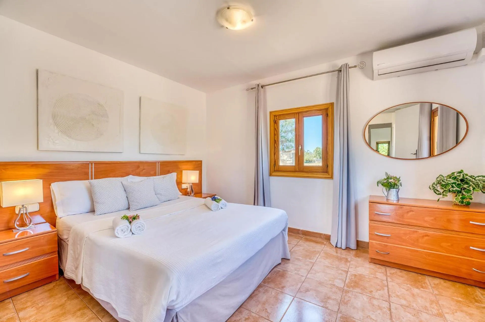 Bed in Ideal Property Mallorca - Finca Toni
