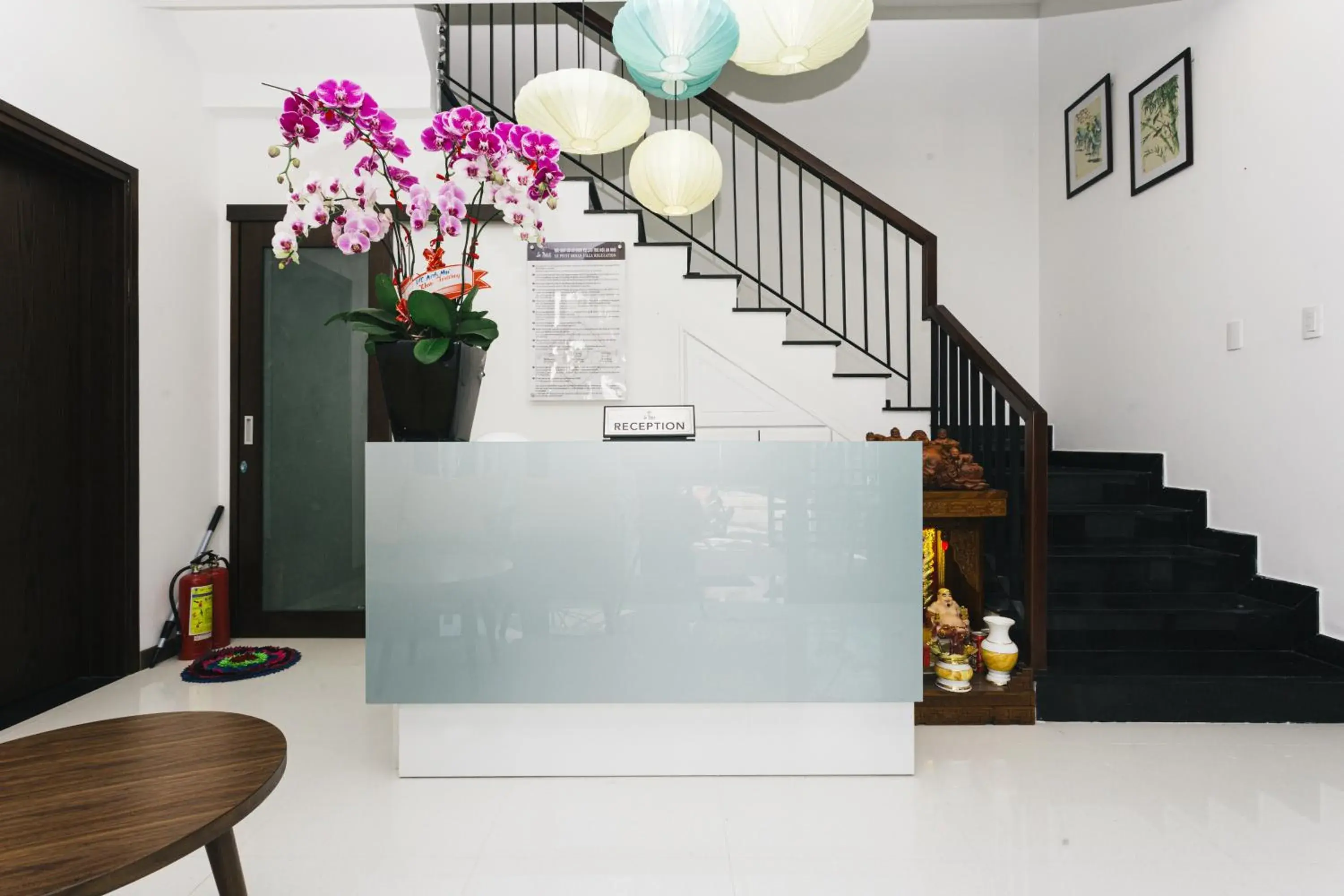 Lobby or reception in Le Petit Villa Hoi An Lobby or reception in Le Petit Villa Hoi An