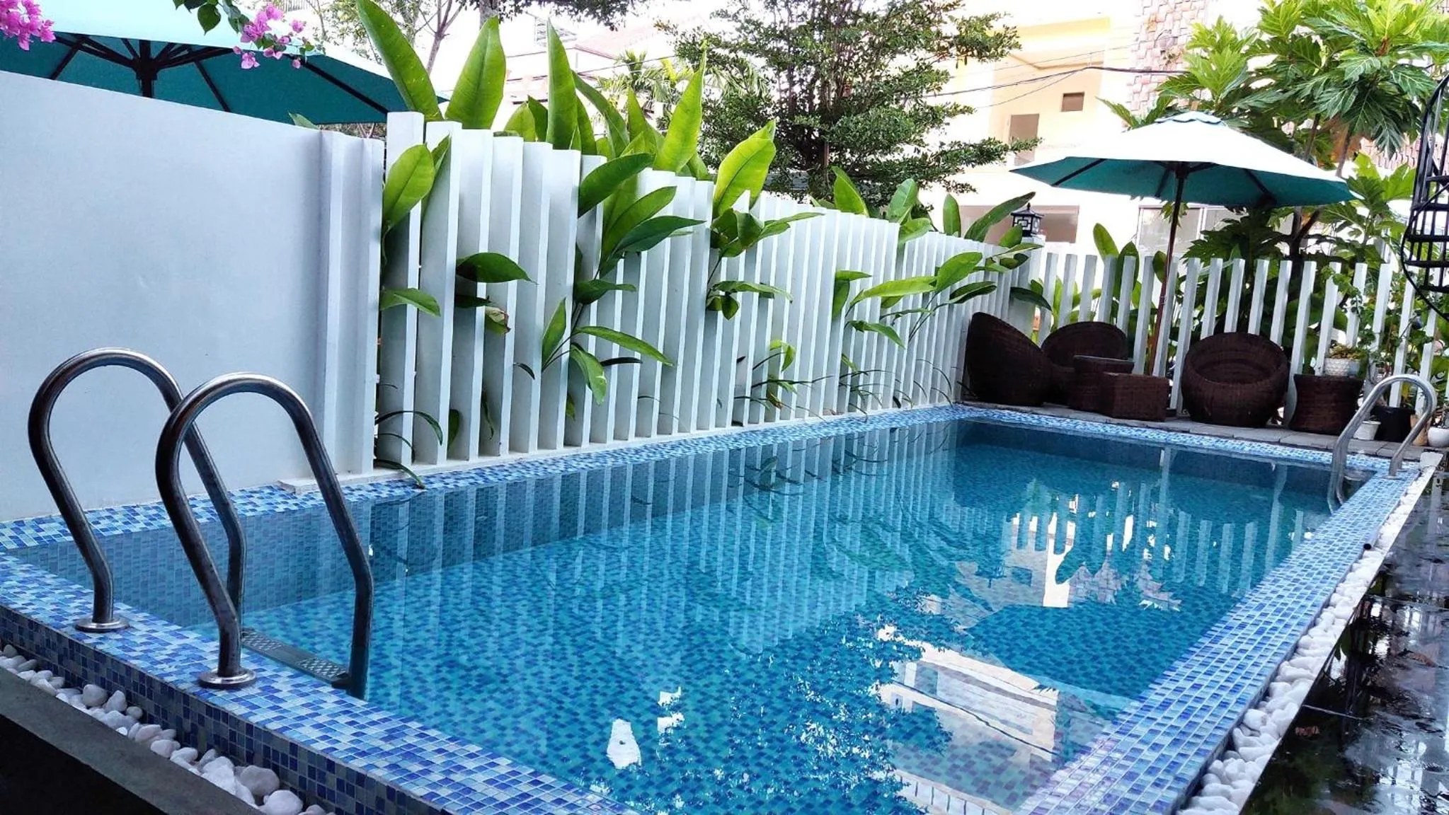 Swimming pool in Le Petit Villa Hoi An