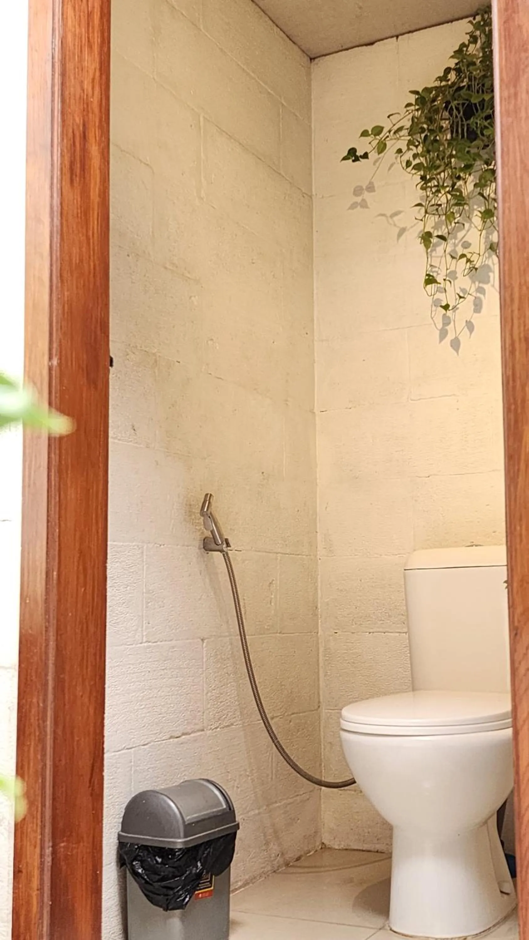 Shower in SEMERU HOSTEL MALANG