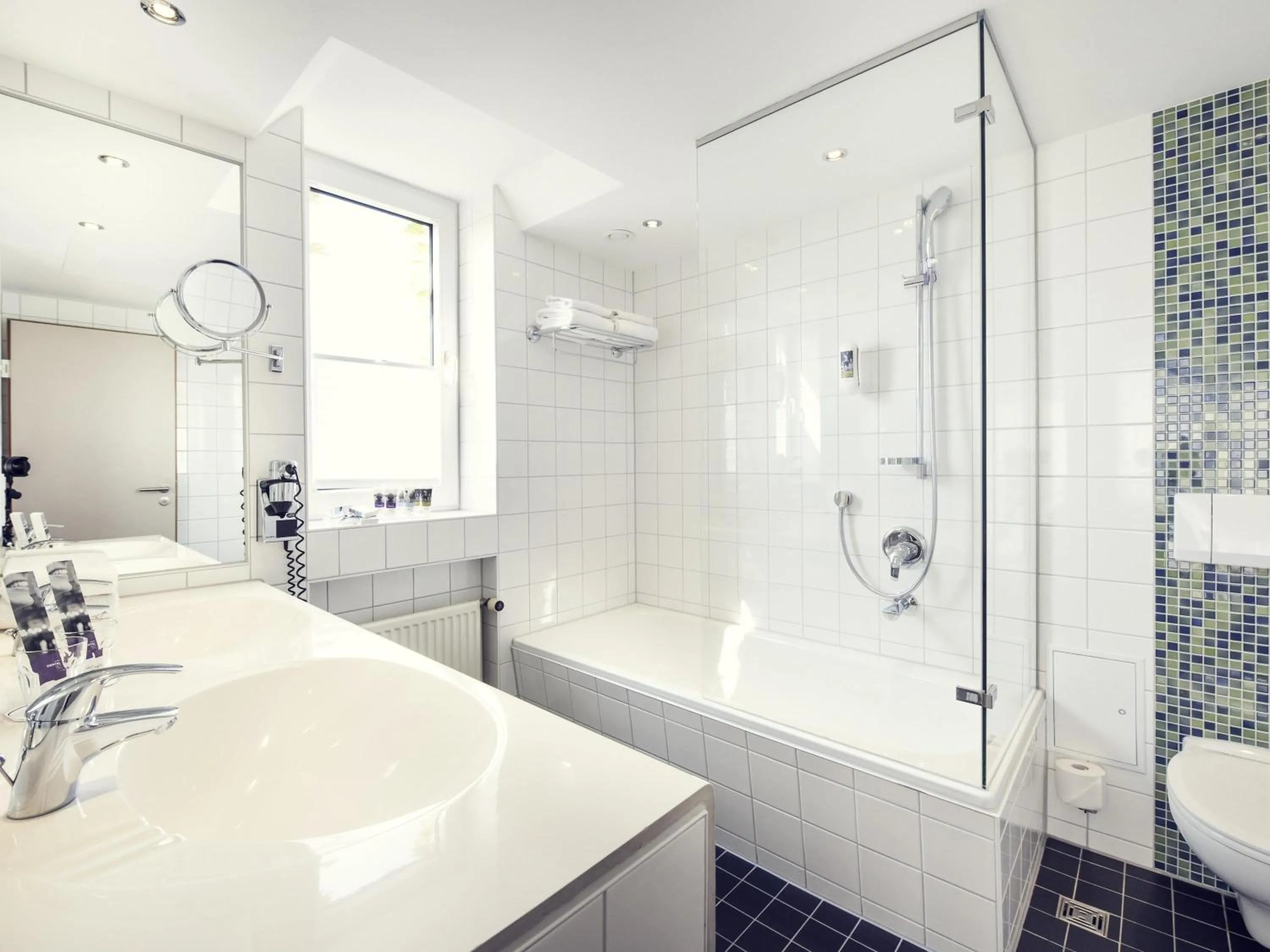 Bedroom in Mercure Düsseldorf Kaarst