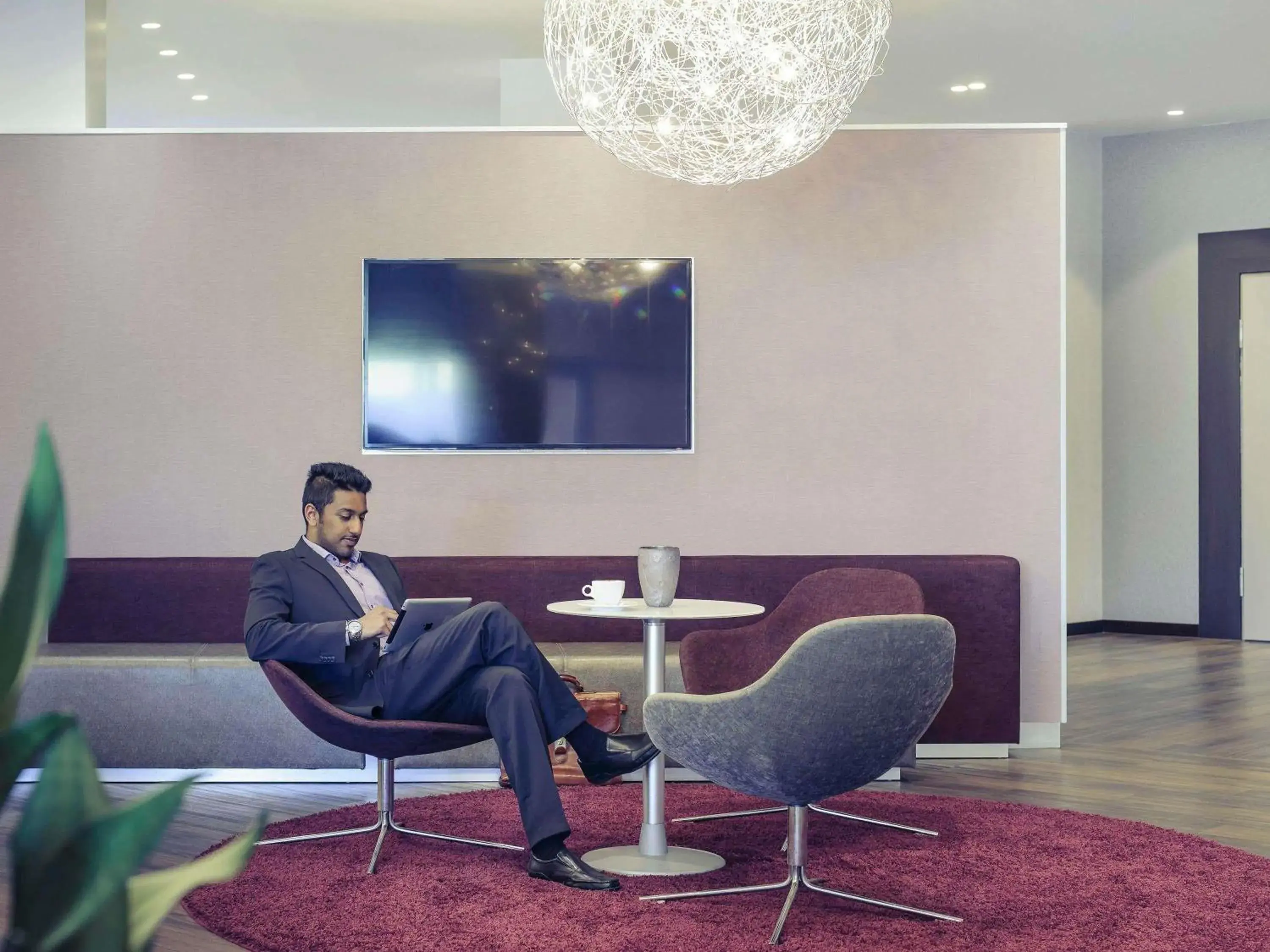 Property building in Mercure Düsseldorf Kaarst Property building in Mercure Düsseldorf Kaarst