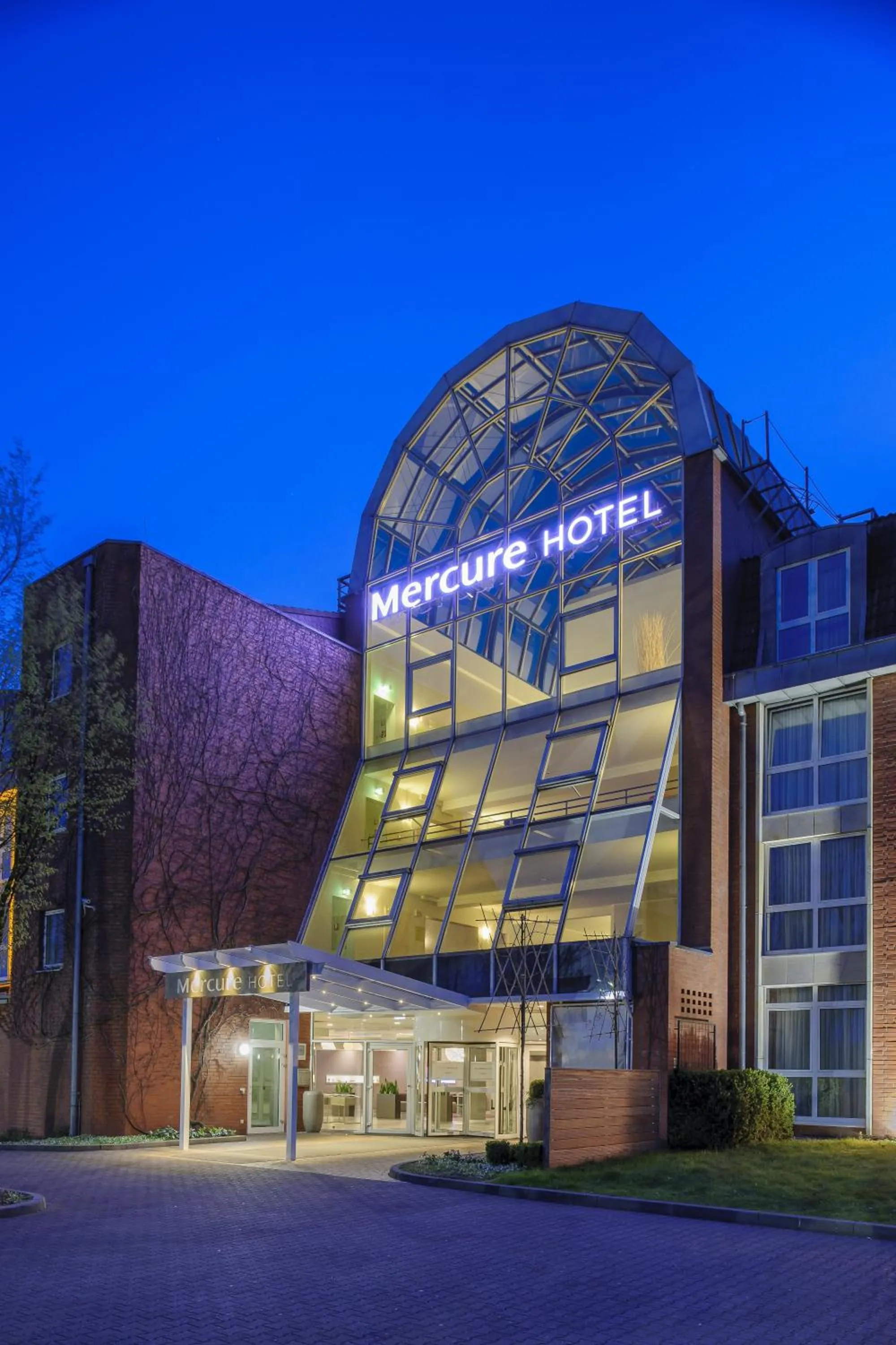 Property building in Mercure Düsseldorf Kaarst