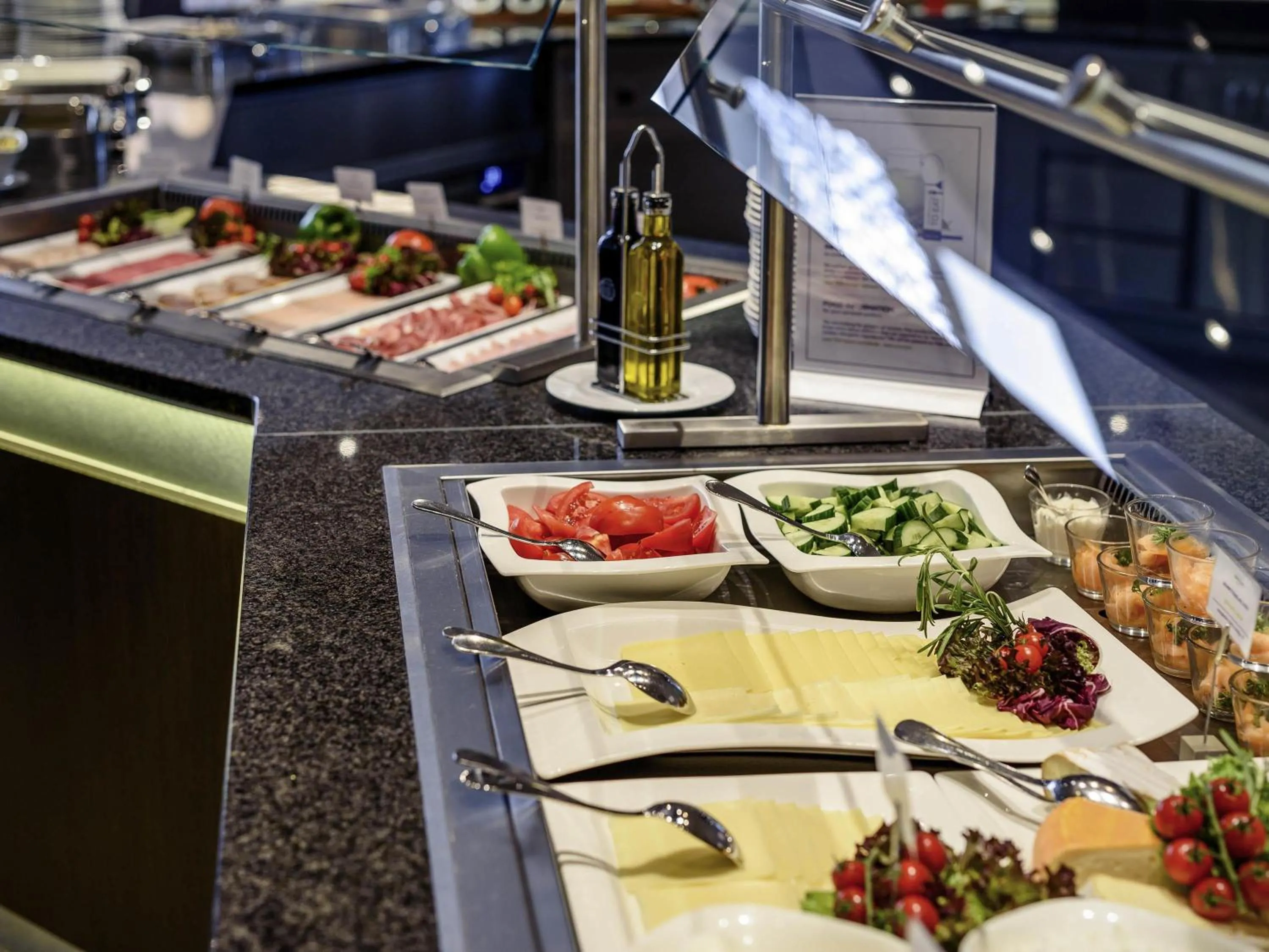 Breakfast in Mercure Düsseldorf Kaarst