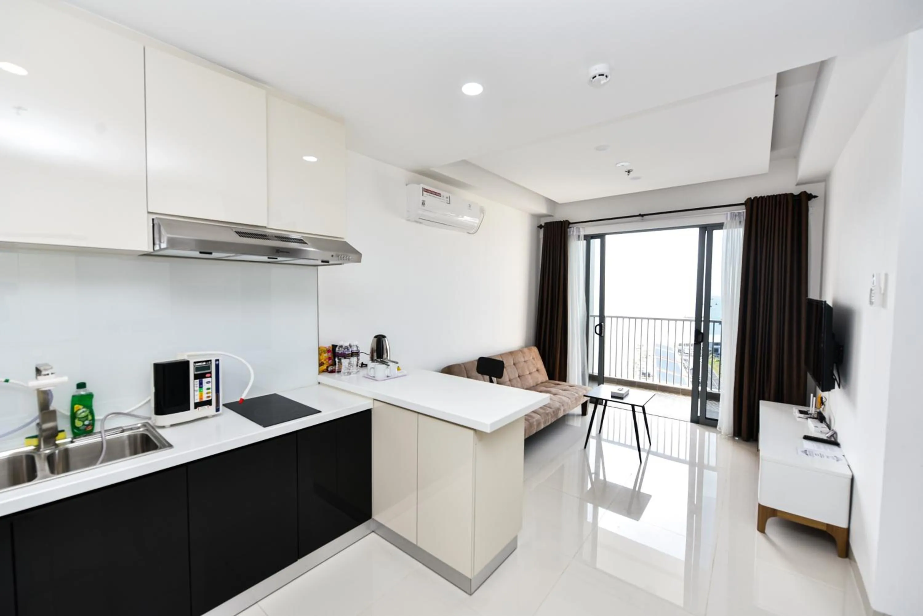 LOVINA 17-11 at Harbour Bay Residences