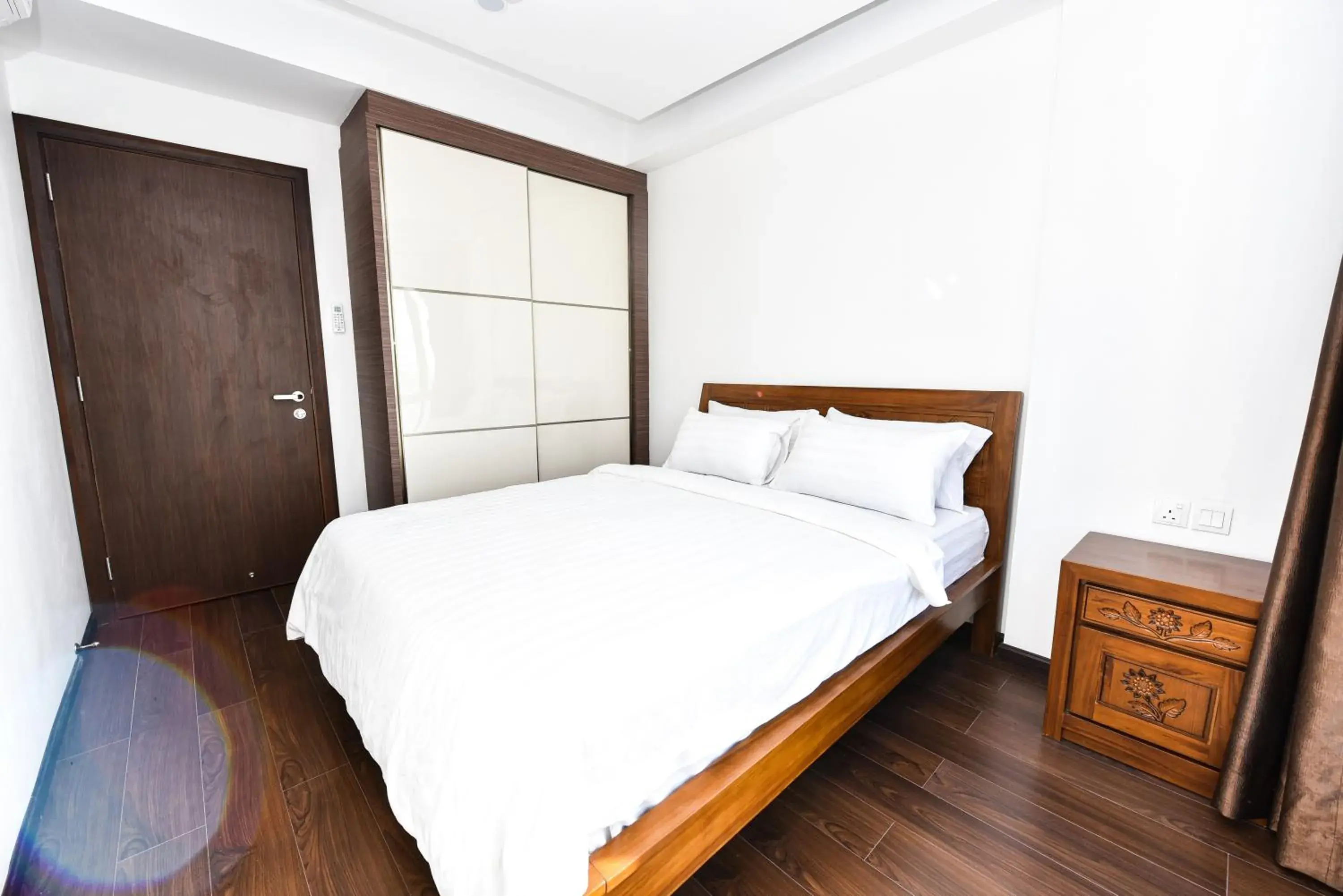 Bed in LOVINA 17-11 at Harbour Bay Residences Bed in LOVINA 17-11 at Harbour Bay Residences