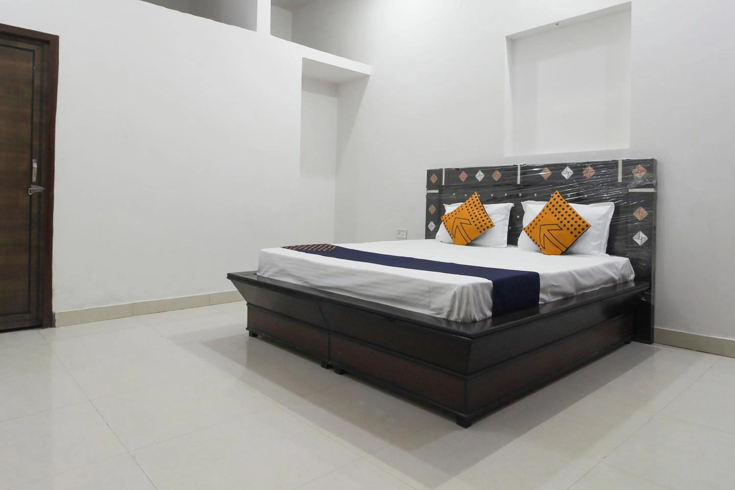 Bedroom, Bed in Hotel O Green Valley
