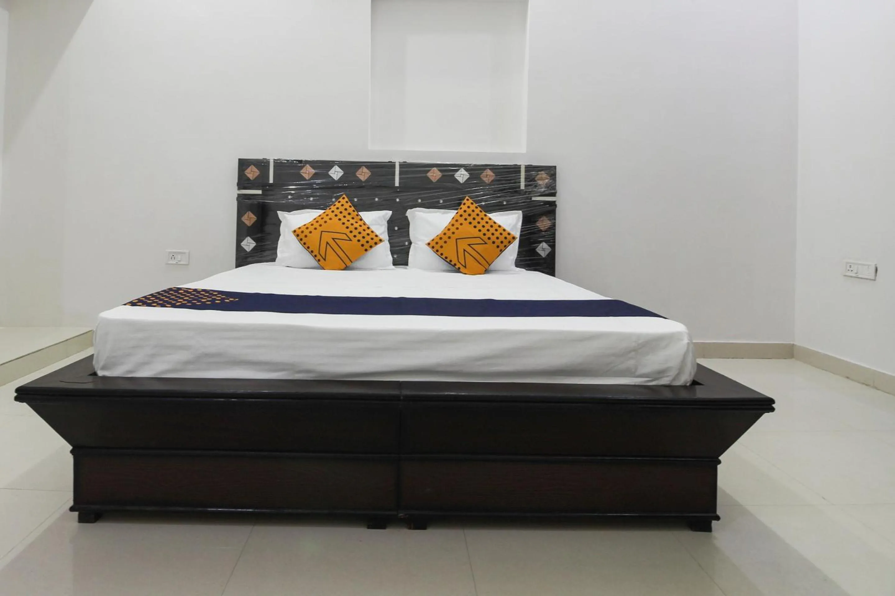 Bedroom, Bed in Hotel O Green Valley