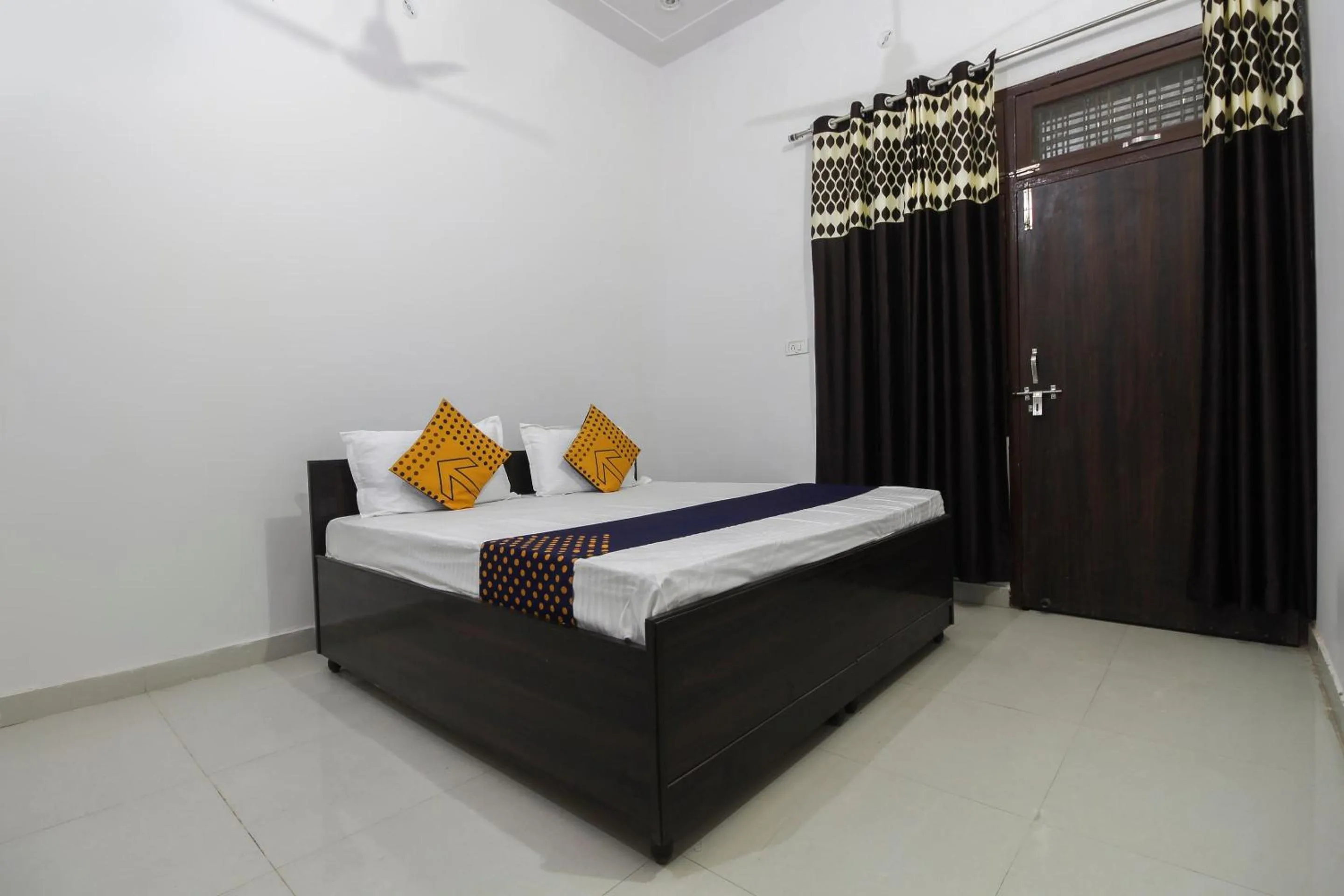 Bedroom, Bed in Hotel O Green Valley