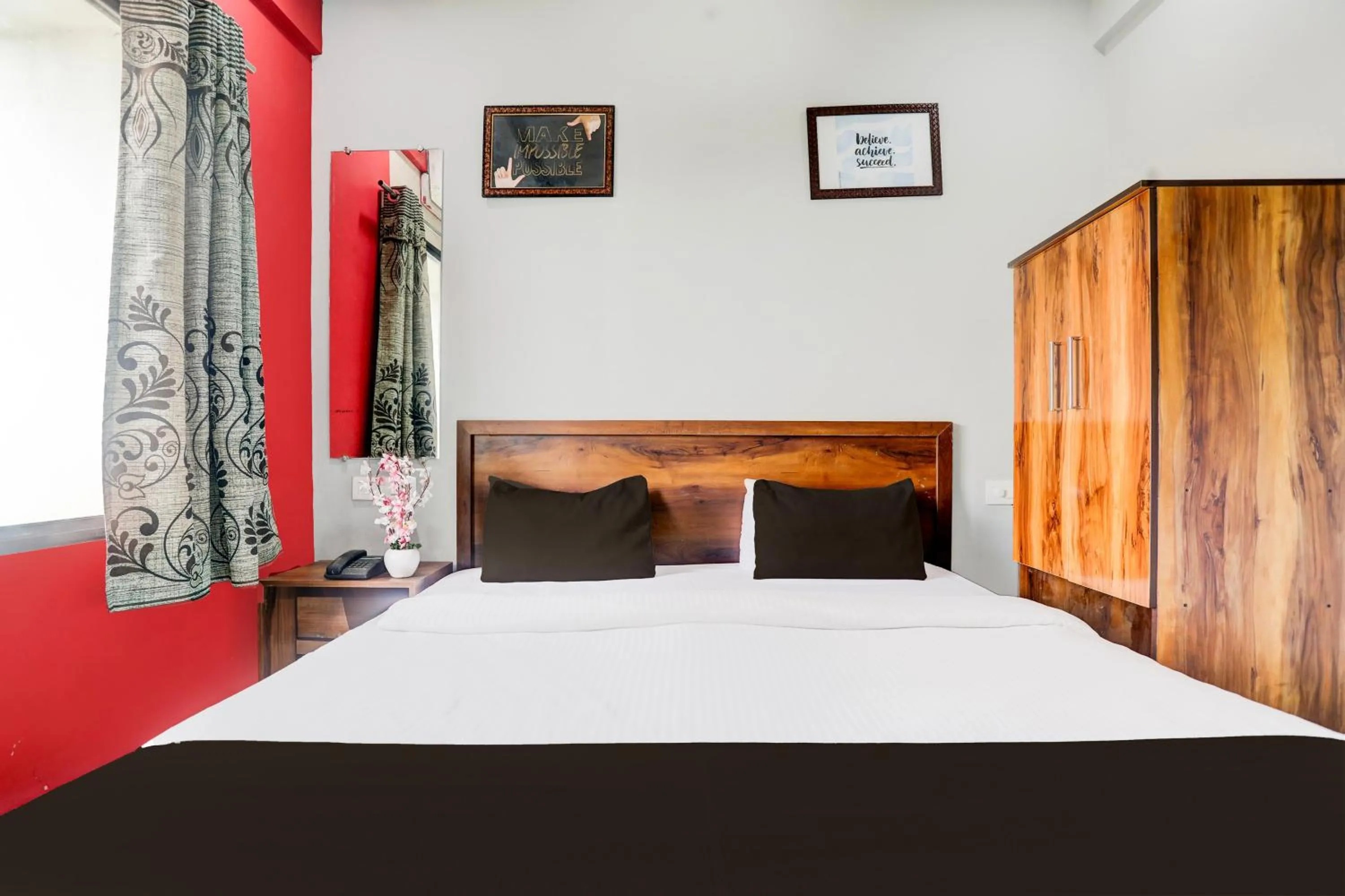 Bedroom, Bed in Hotel O Wardha Road Near Airport