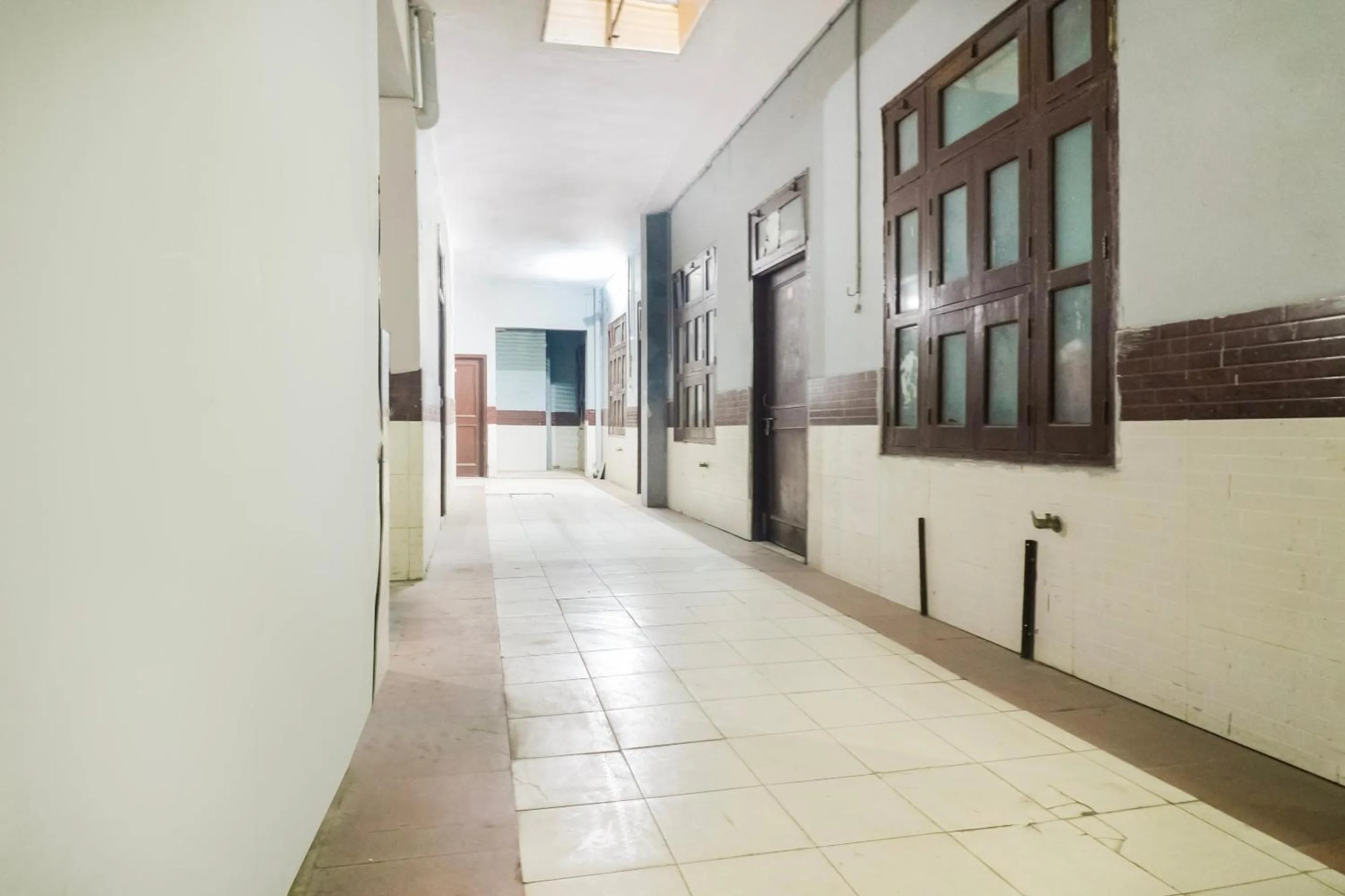 SPOT ON 67868 Hotel Gourav Regency