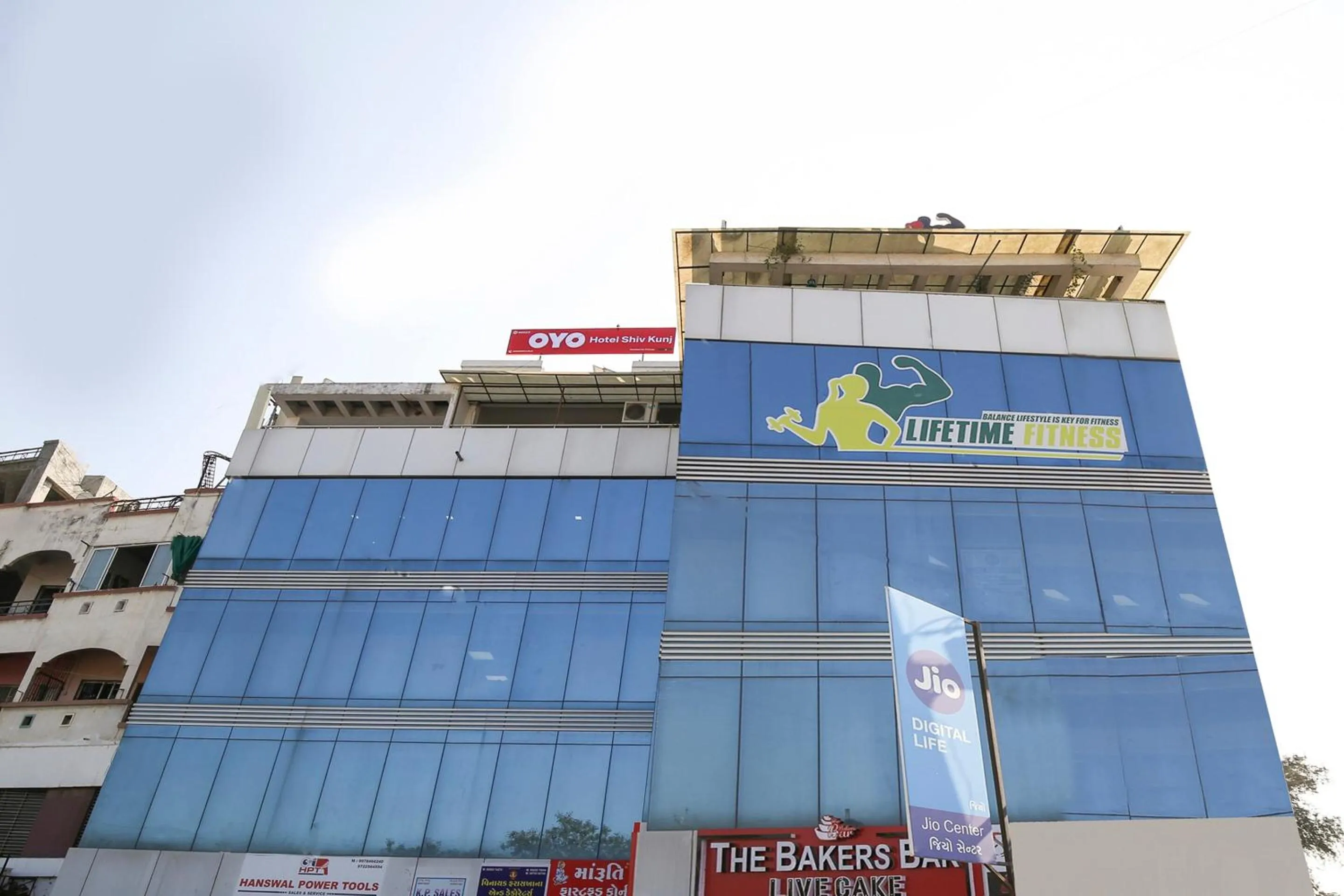 Facade/entrance in Hotel O Shiv Kunj