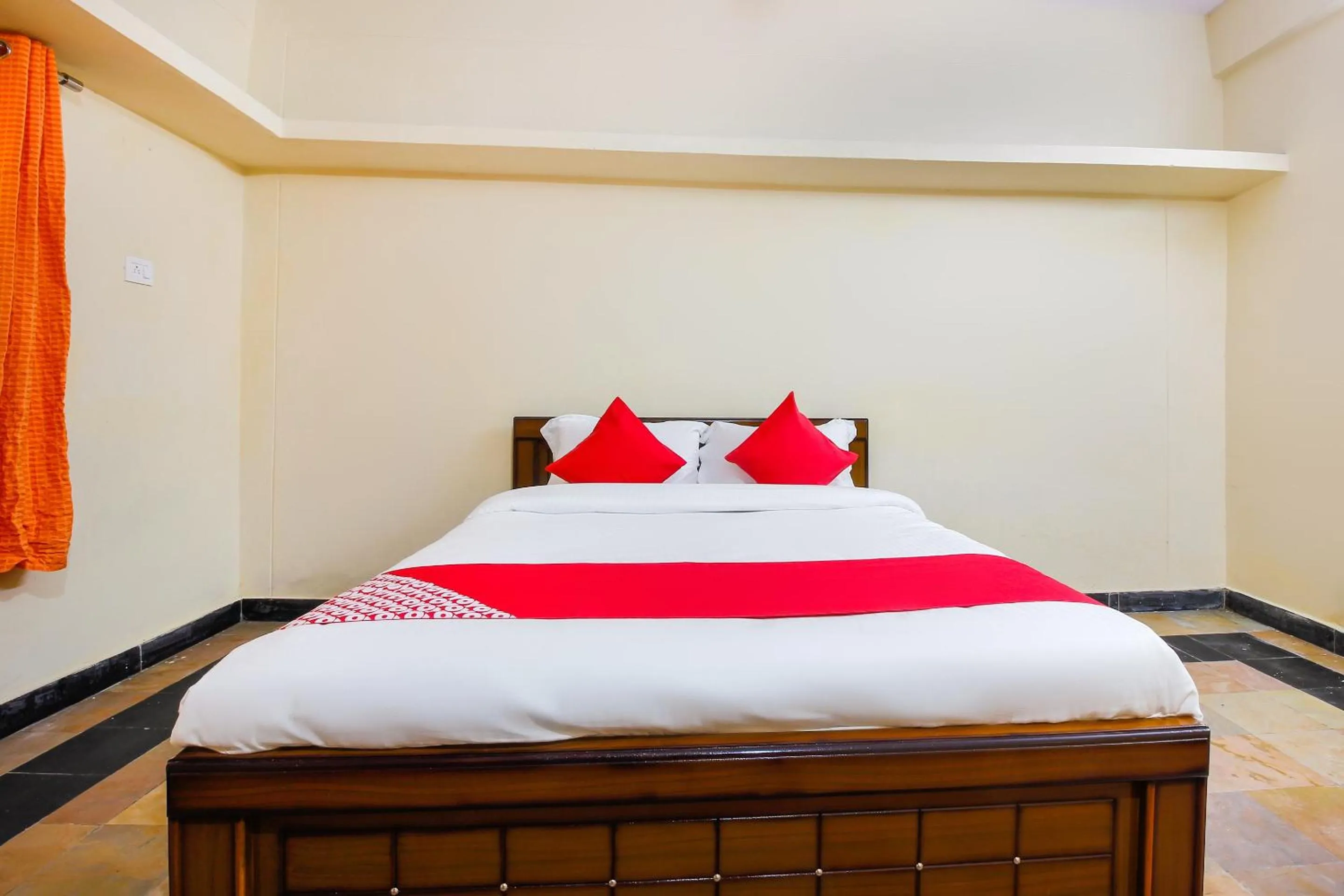 Bedroom, Bed in Hotel O Sai Residency Near SR Nagar metro station