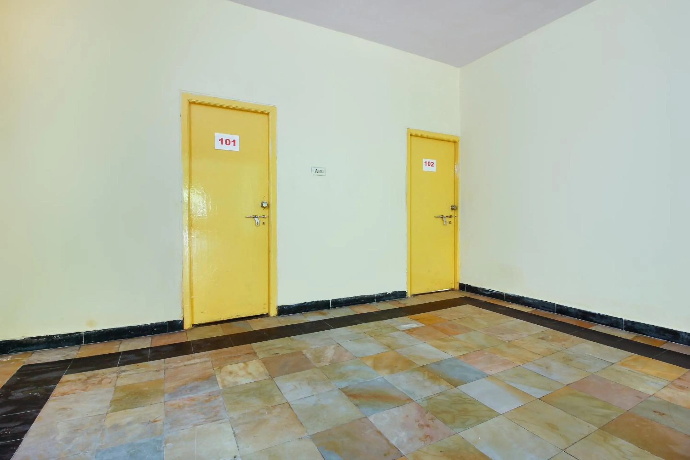 Hotel O Sai Residency Near SR Nagar metro station