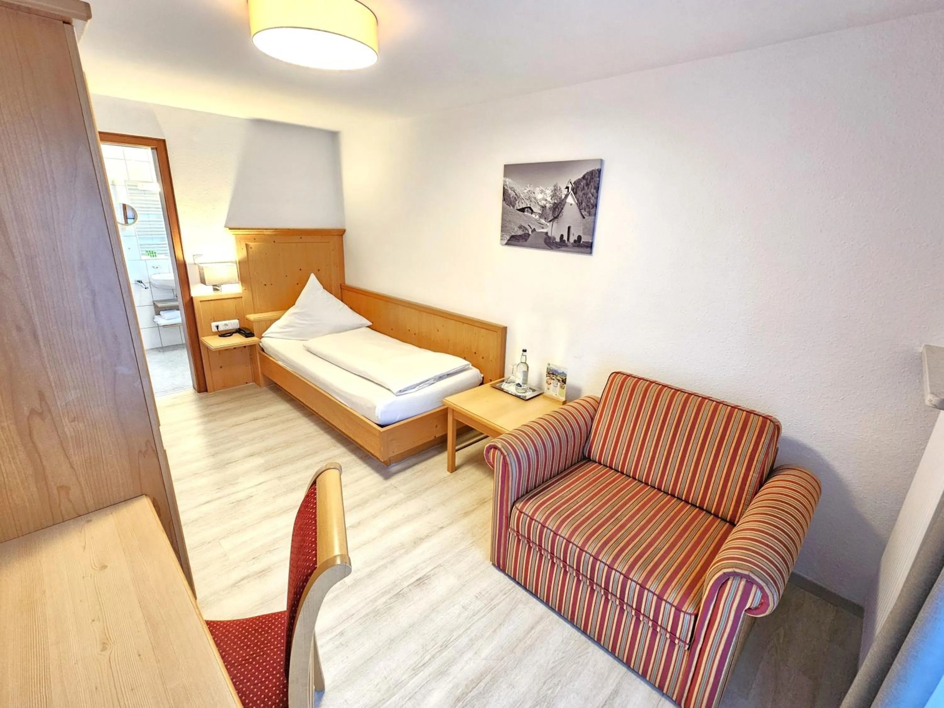 Photo of the whole room, Bed in Hotel Cafe Fuggerhof